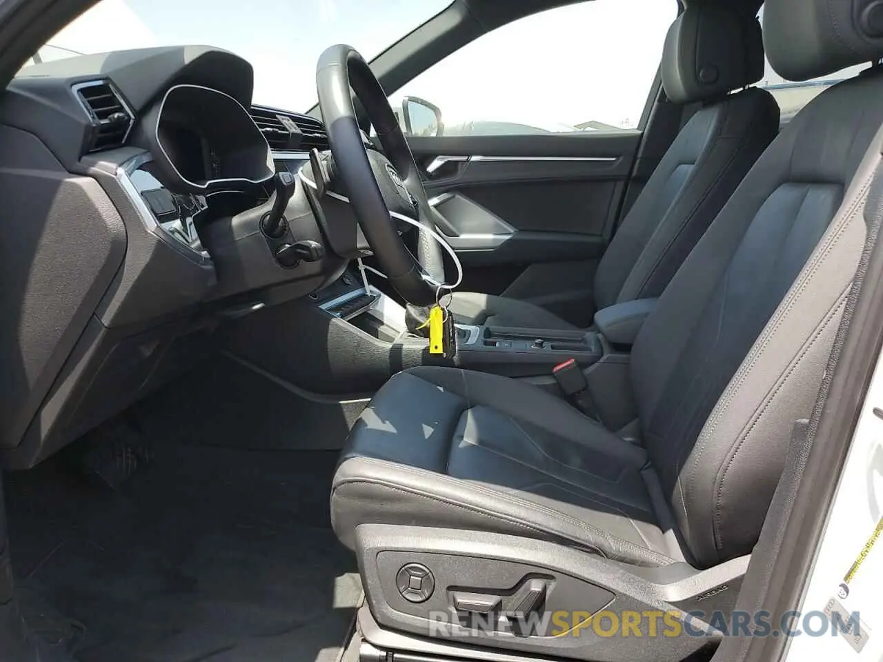 7 Photograph of a damaged car WA1EECF3XN1057845 AUDI Q3 2022