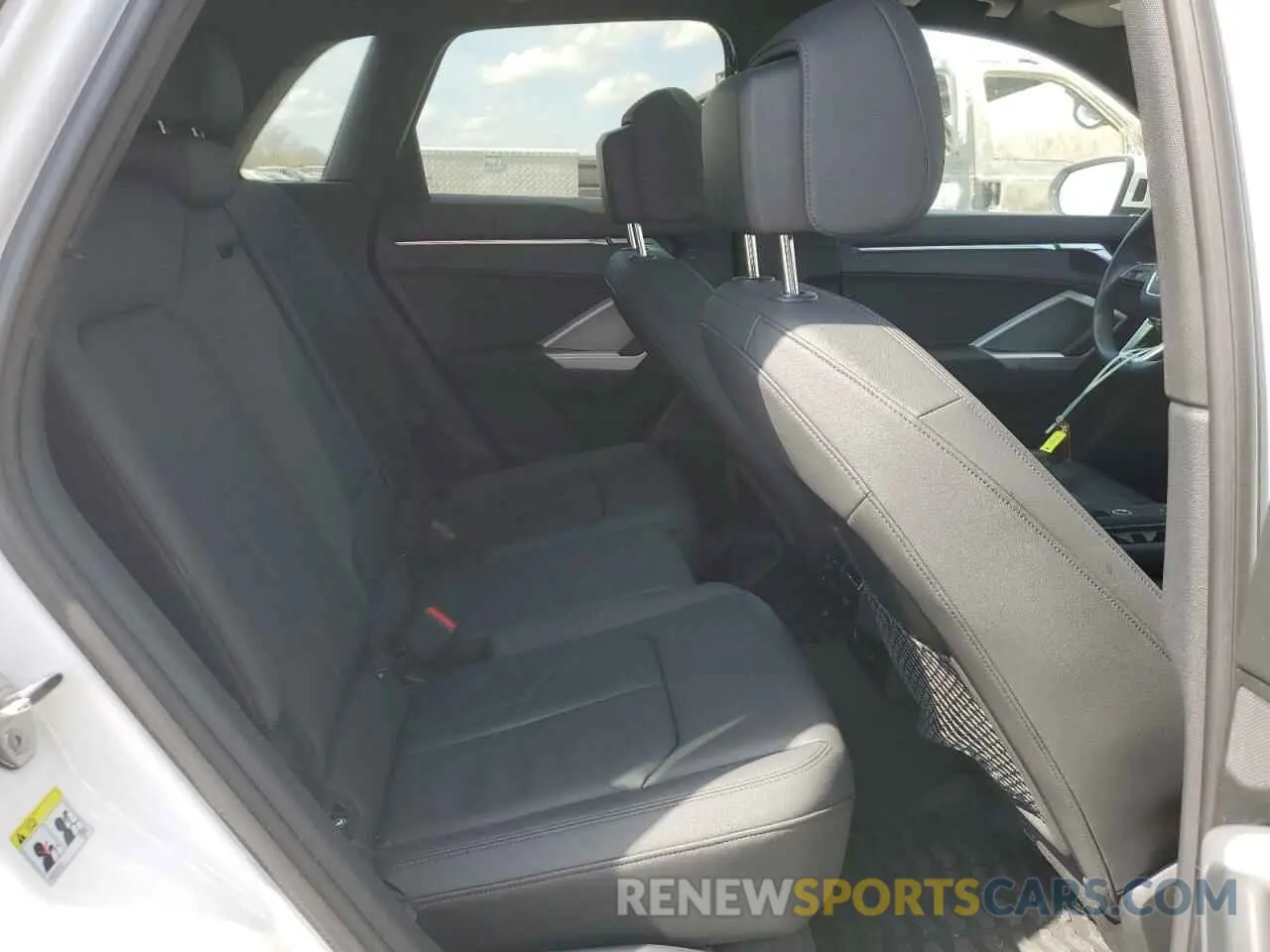 10 Фотография поврежденного автомобиля WA1BUCF39P1135167 AUDI Q3 2023