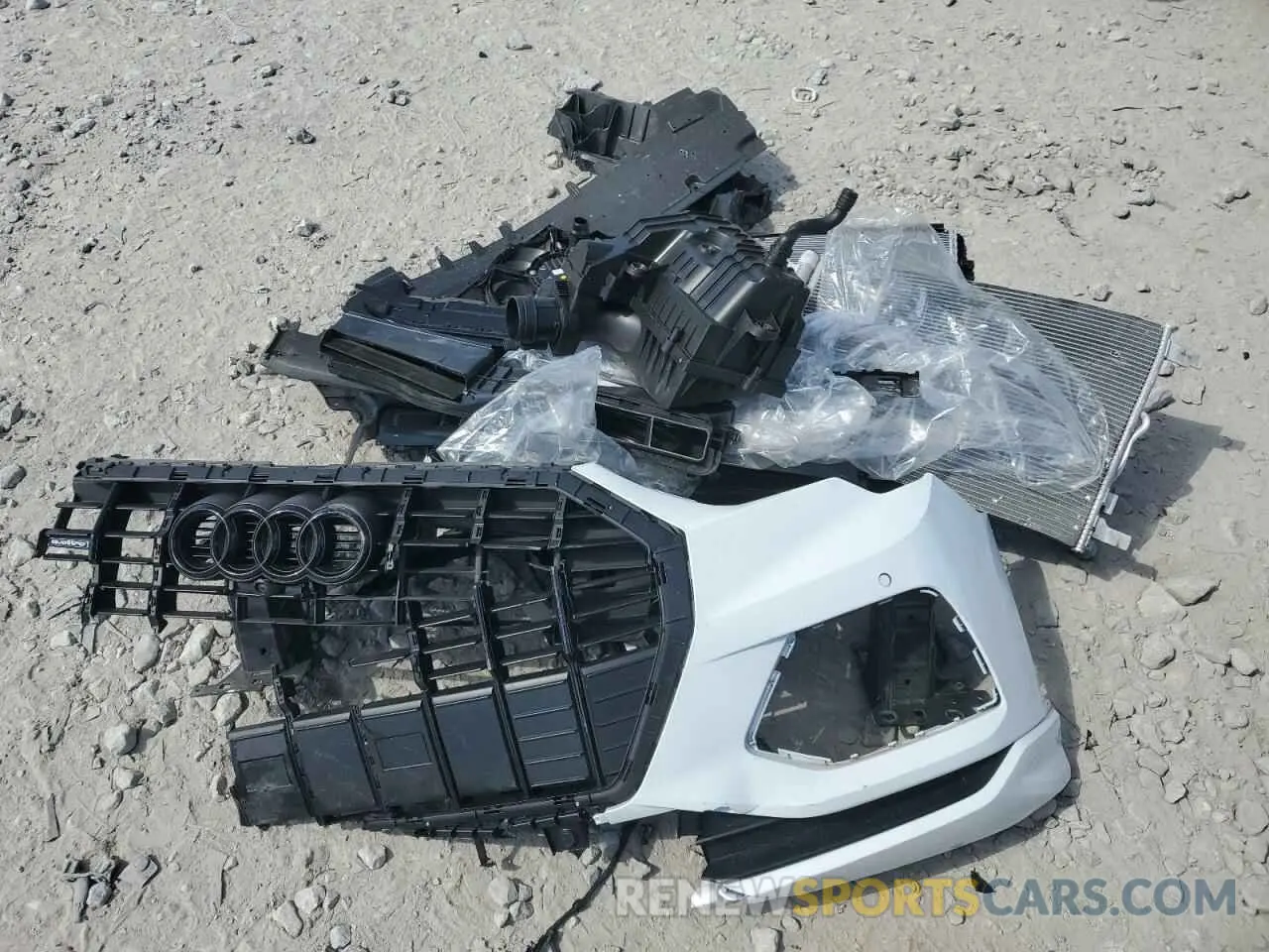 12 Фотография поврежденного автомобиля WA1BUCF39P1135167 AUDI Q3 2023