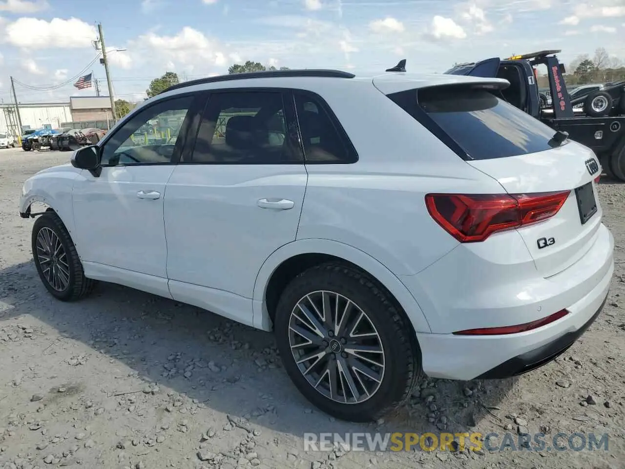 2 Фотография поврежденного автомобиля WA1BUCF39P1135167 AUDI Q3 2023