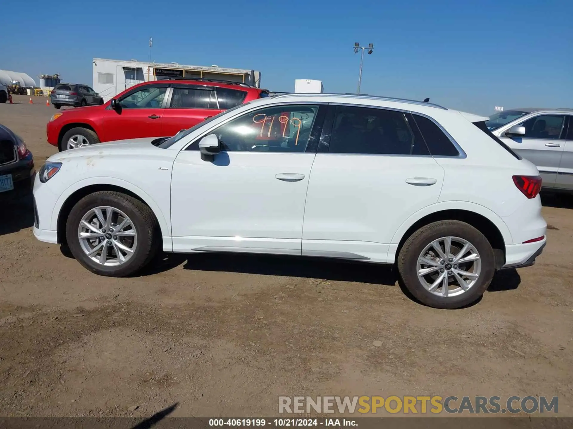 14 Photograph of a damaged car WA1DECF33P1148261 AUDI Q3 2023