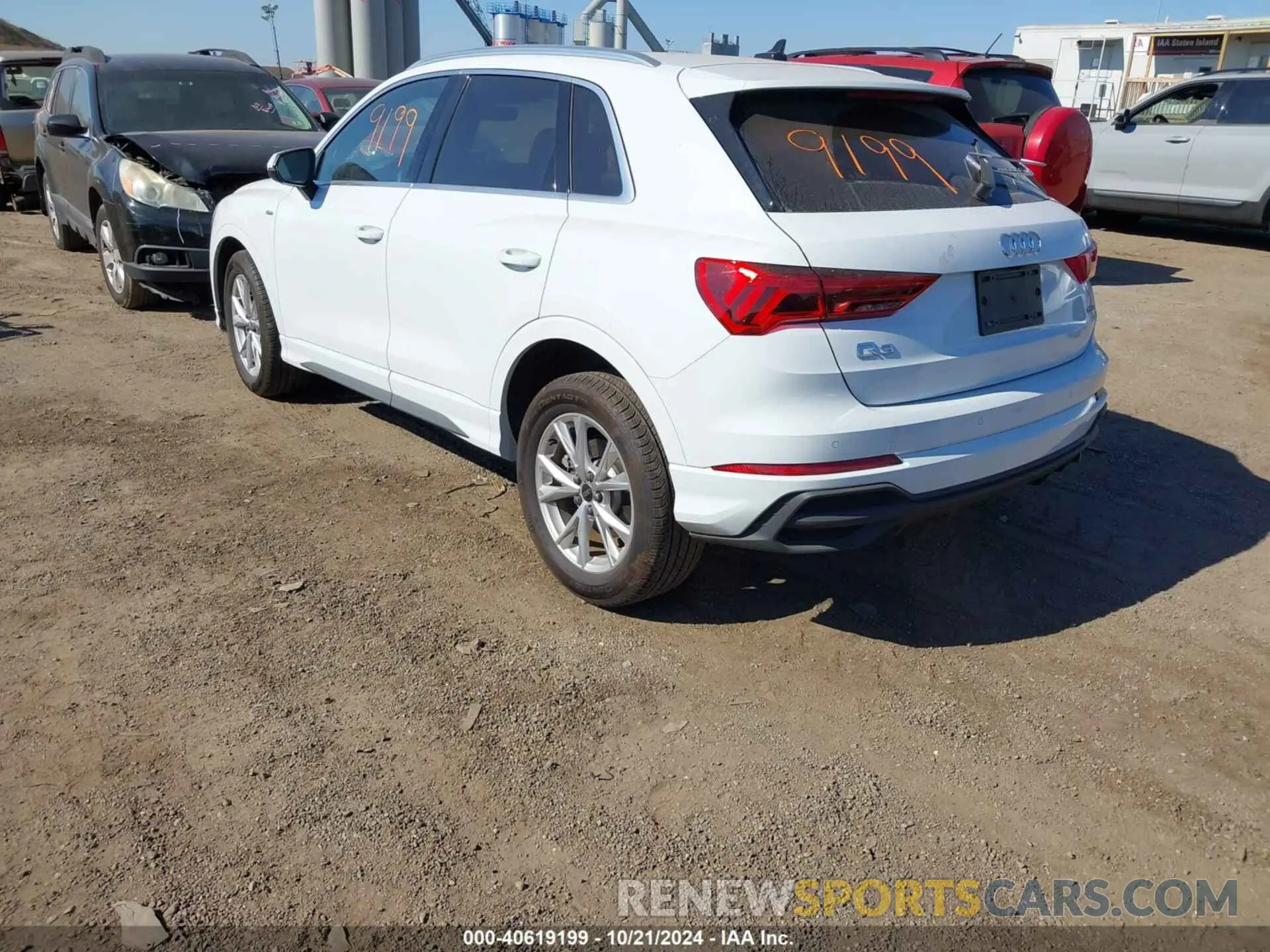 3 Photograph of a damaged car WA1DECF33P1148261 AUDI Q3 2023