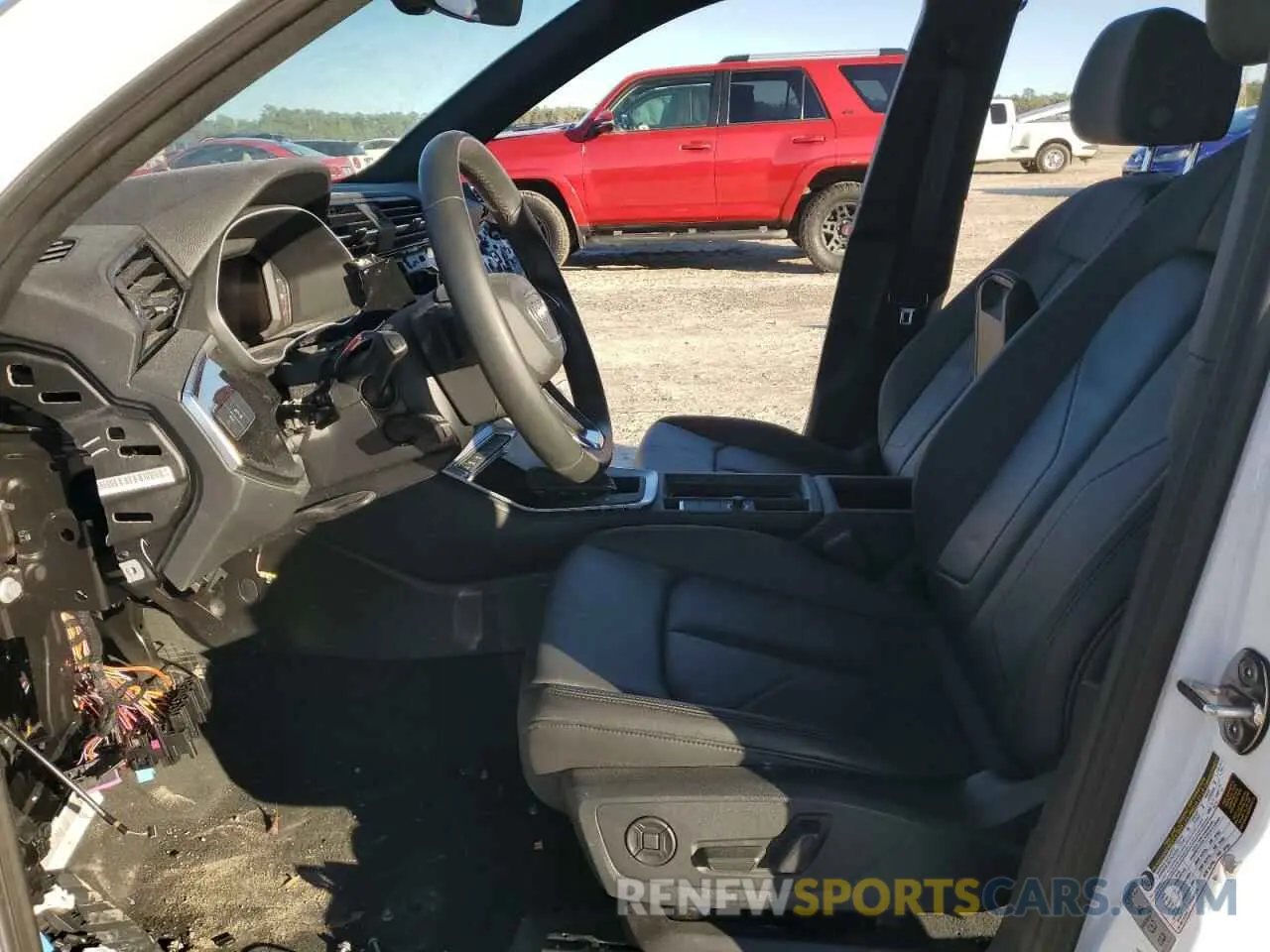 7 Photograph of a damaged car WA1DECF34P1048198 AUDI Q3 2023