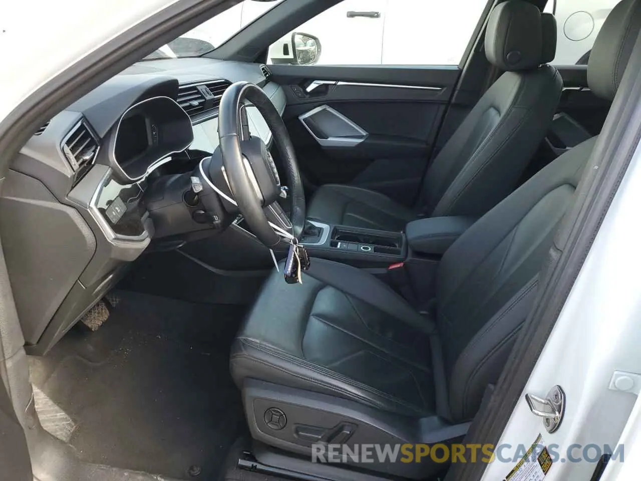 7 Фотография поврежденного автомобиля WA1DECF37P1068980 AUDI Q3 2023