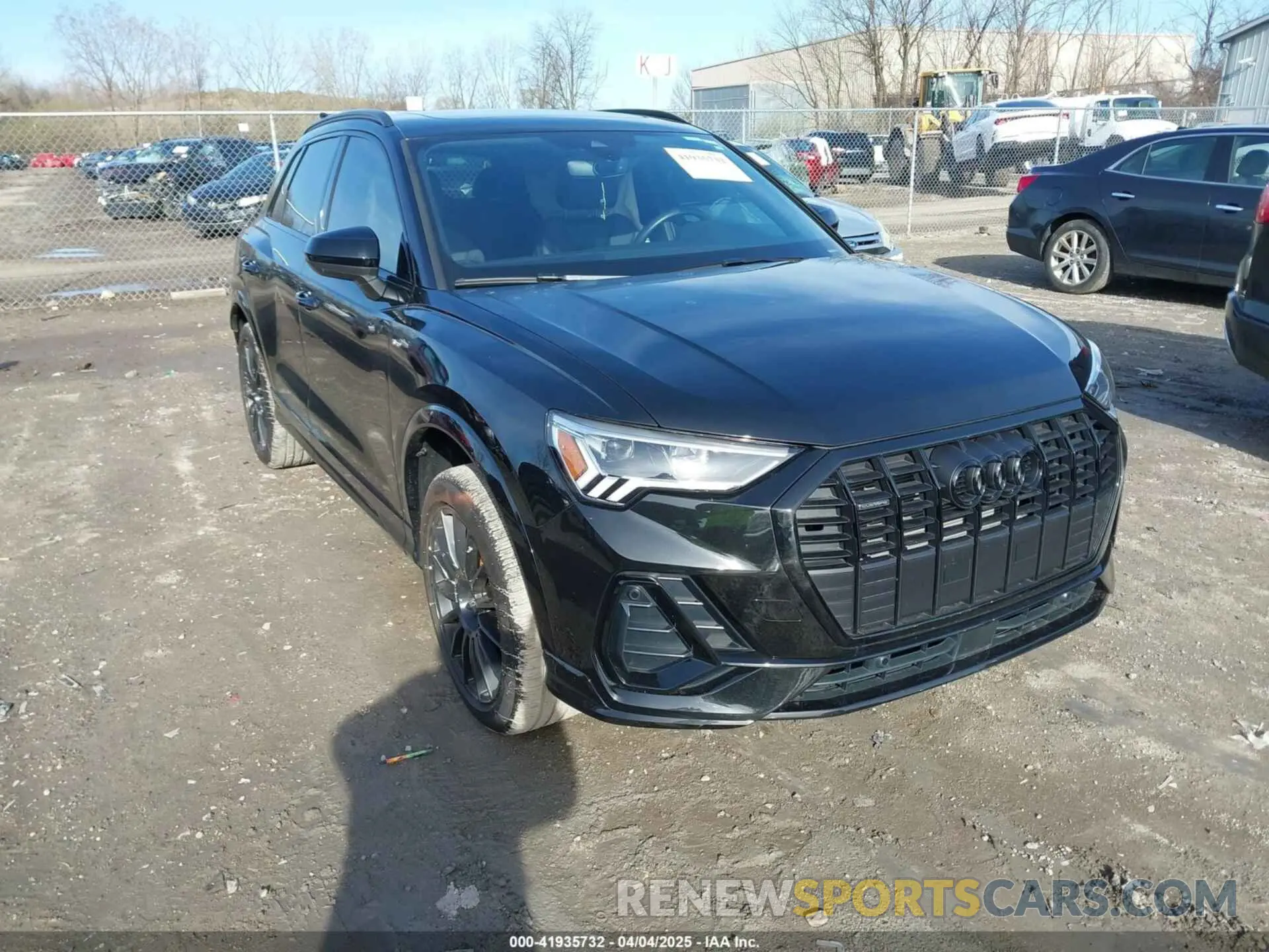 1 Photograph of a damaged car WA1DECF38P1111626 AUDI Q3 2023