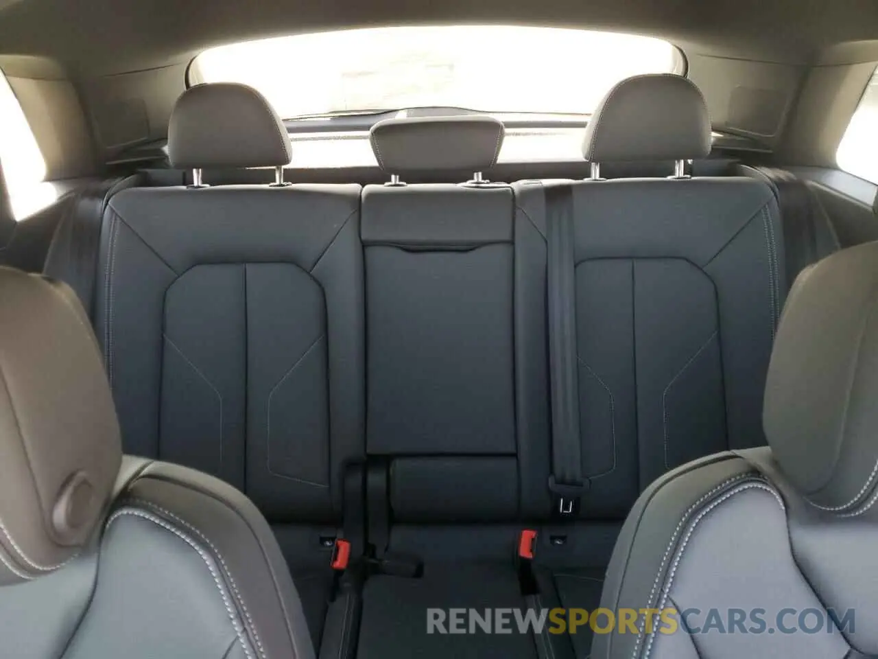 10 Фотография поврежденного автомобиля WA1DECF38P1131083 AUDI Q3 2023