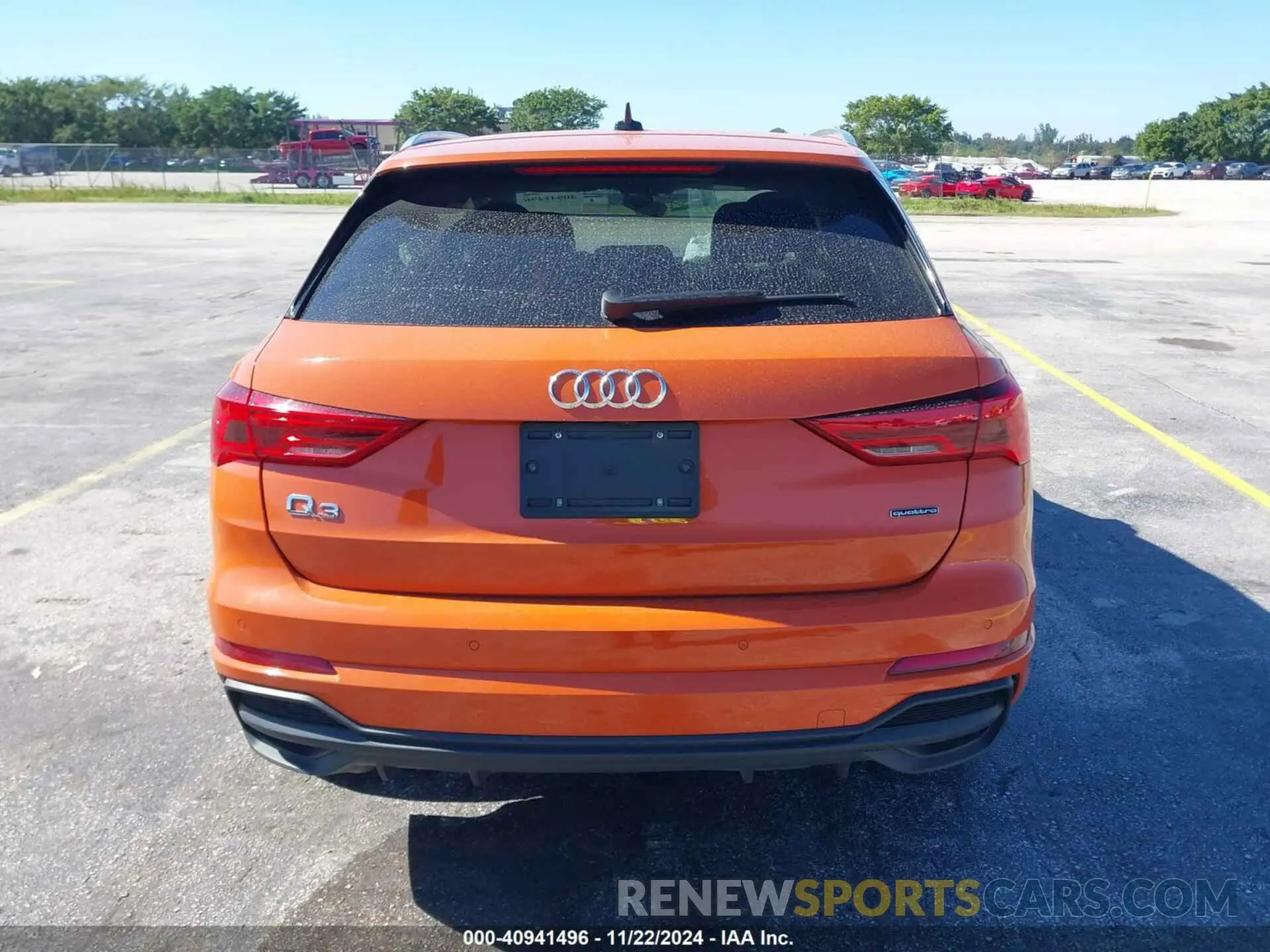 15 Photograph of a damaged car WA1DECF39P1071329 AUDI Q3 2023