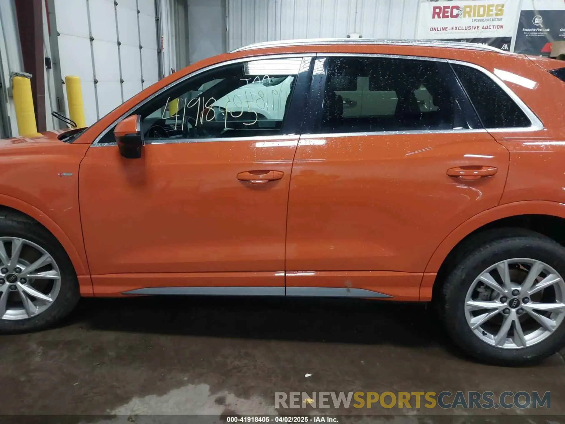 15 Фотография поврежденного автомобиля WA1DECF3XP1112714 AUDI Q3 2023