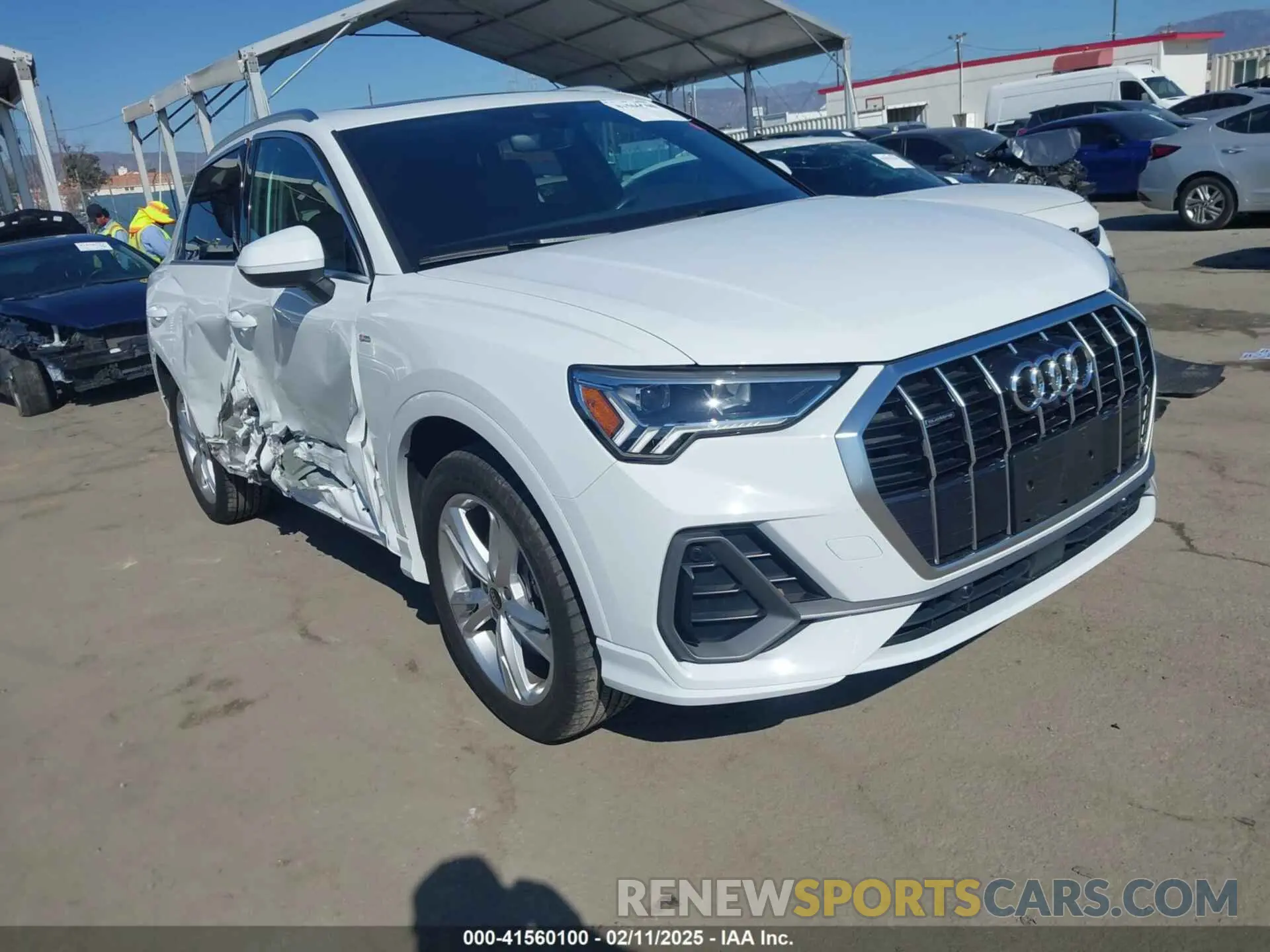 1 Photograph of a damaged car WA1EECF31P1116199 AUDI Q3 2023