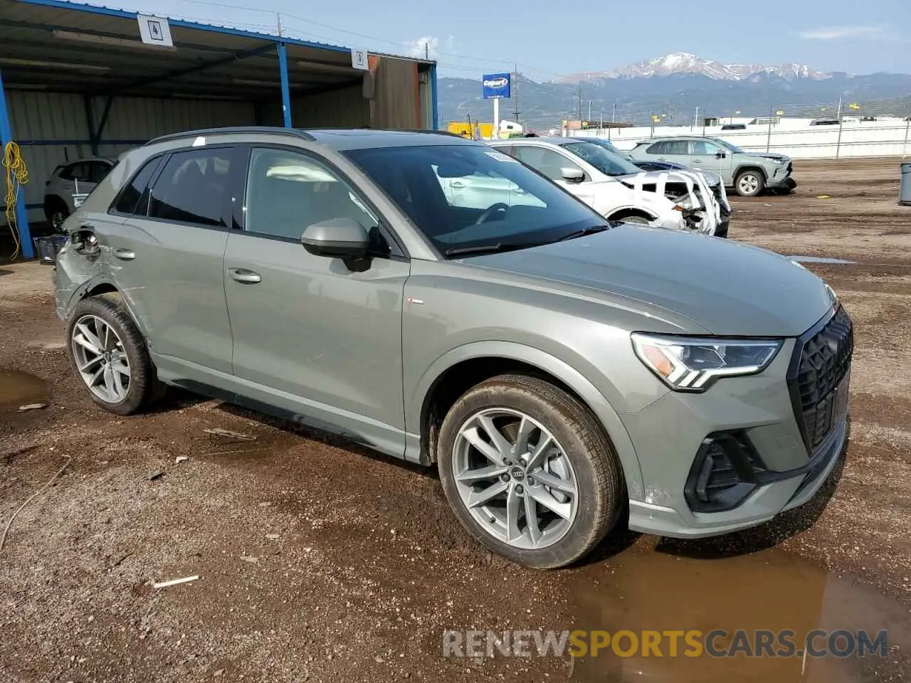 4 Photograph of a damaged car WA1EECF32P1049516 AUDI Q3 2023