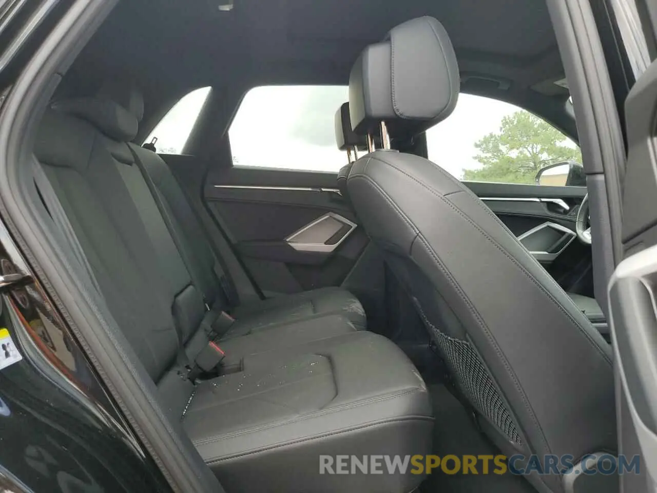 11 Фотография поврежденного автомобиля WA1EECF33P1038587 AUDI Q3 2023