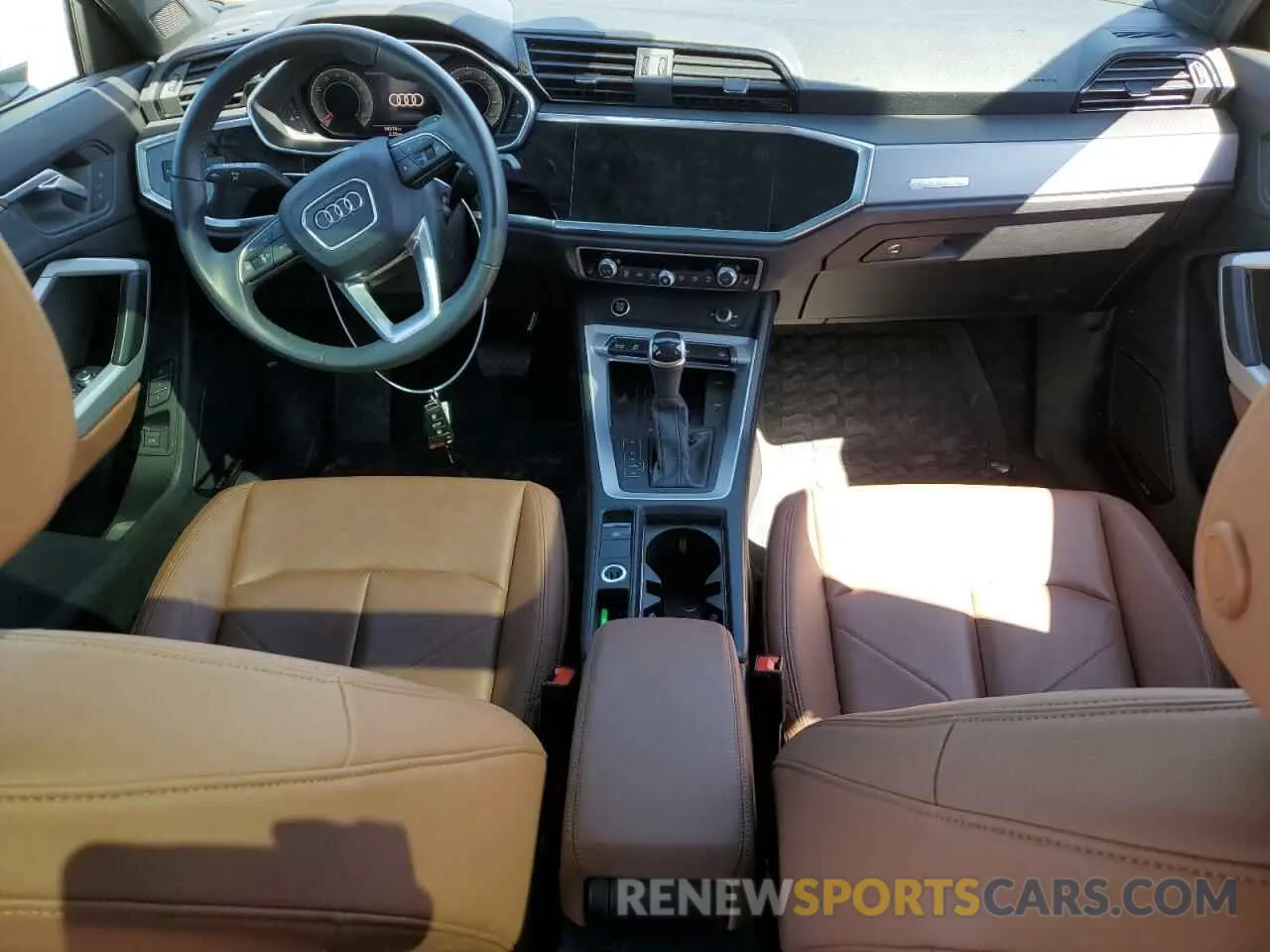 8 Photograph of a damaged car WA1EECF35P1052524 AUDI Q3 2023