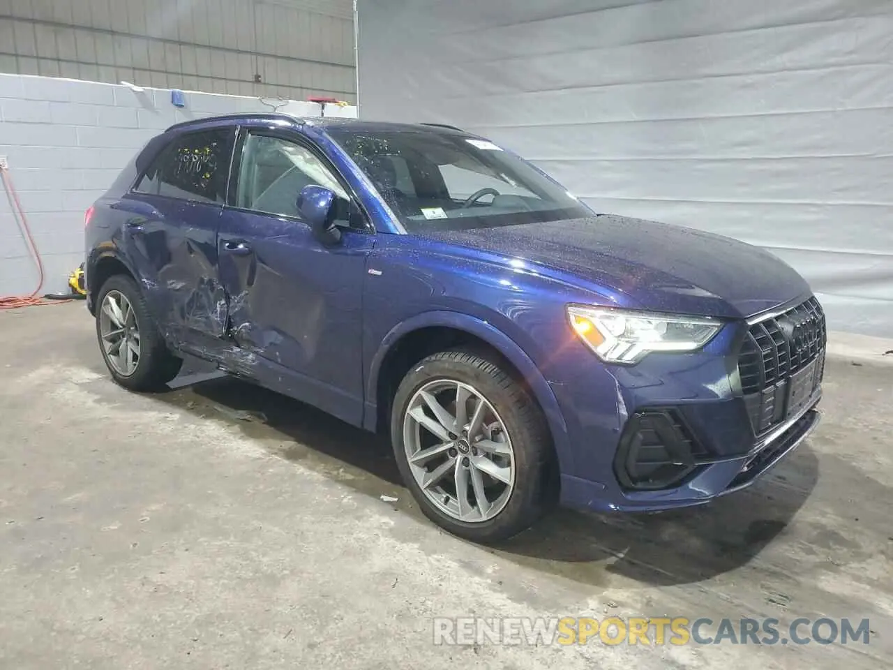 4 Фотография поврежденного автомобиля WA1EECF36P1028877 AUDI Q3 2023