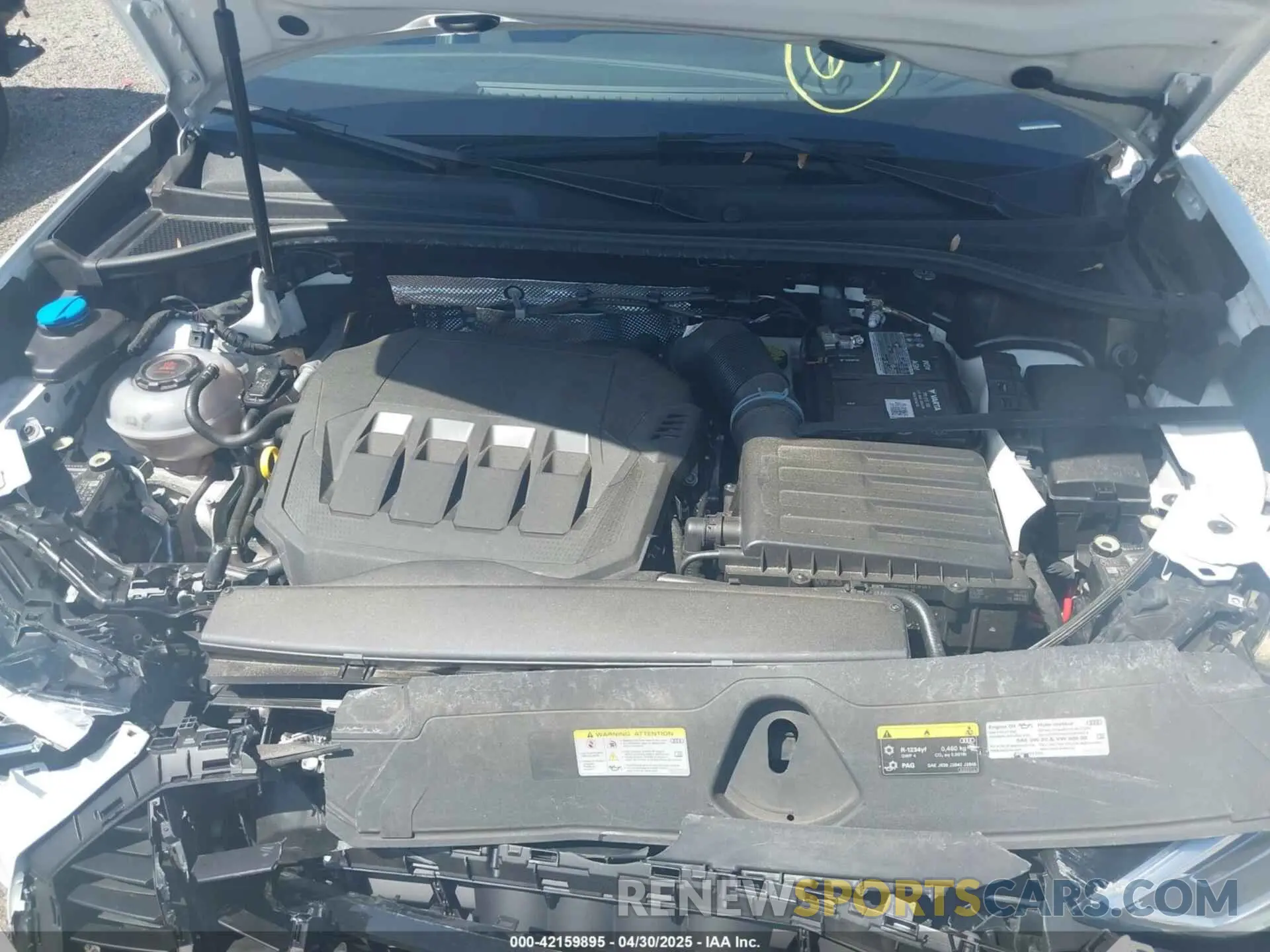 10 Photograph of a damaged car WA1EECF36P1151143 AUDI Q3 2023