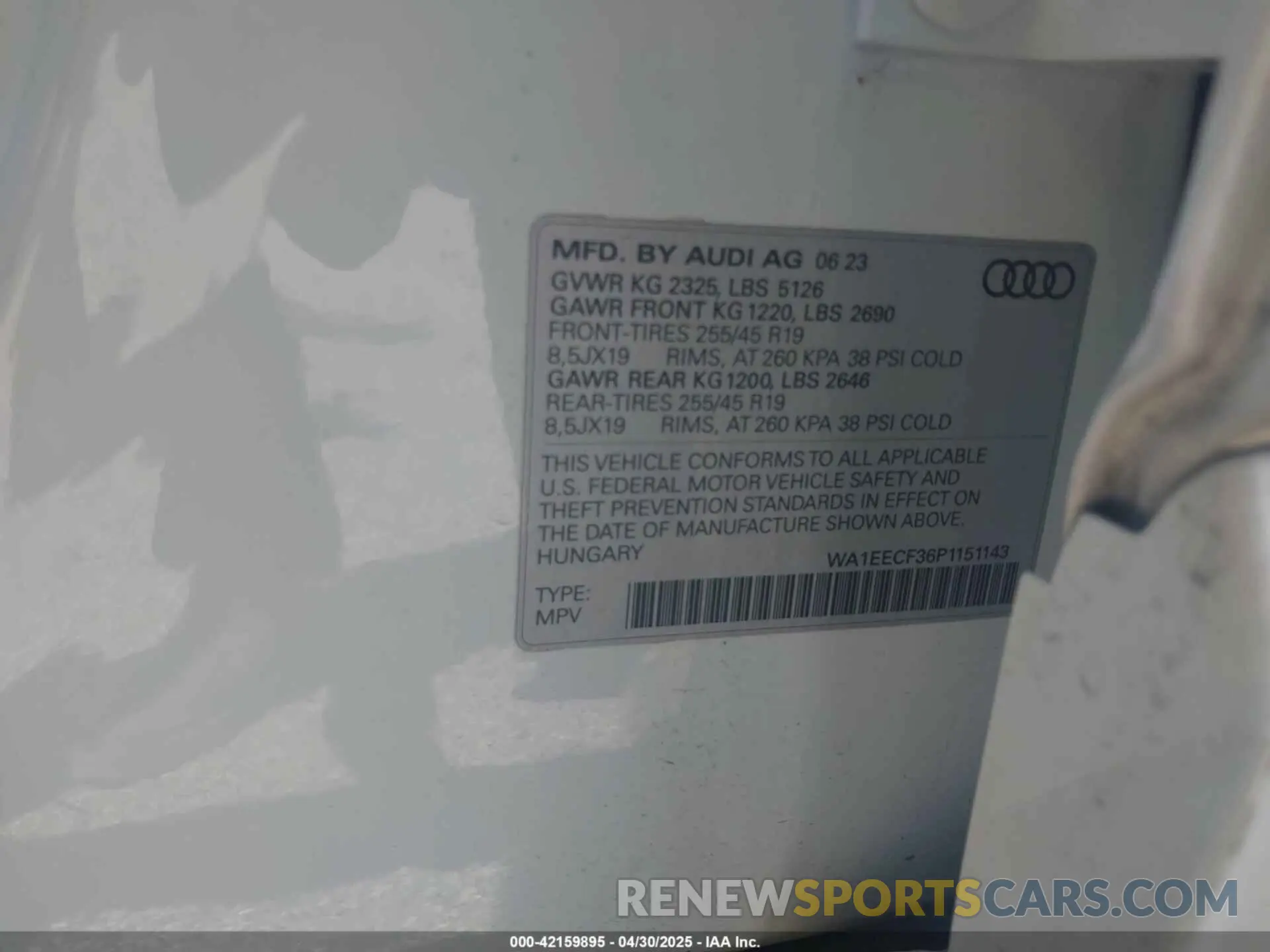 9 Photograph of a damaged car WA1EECF36P1151143 AUDI Q3 2023