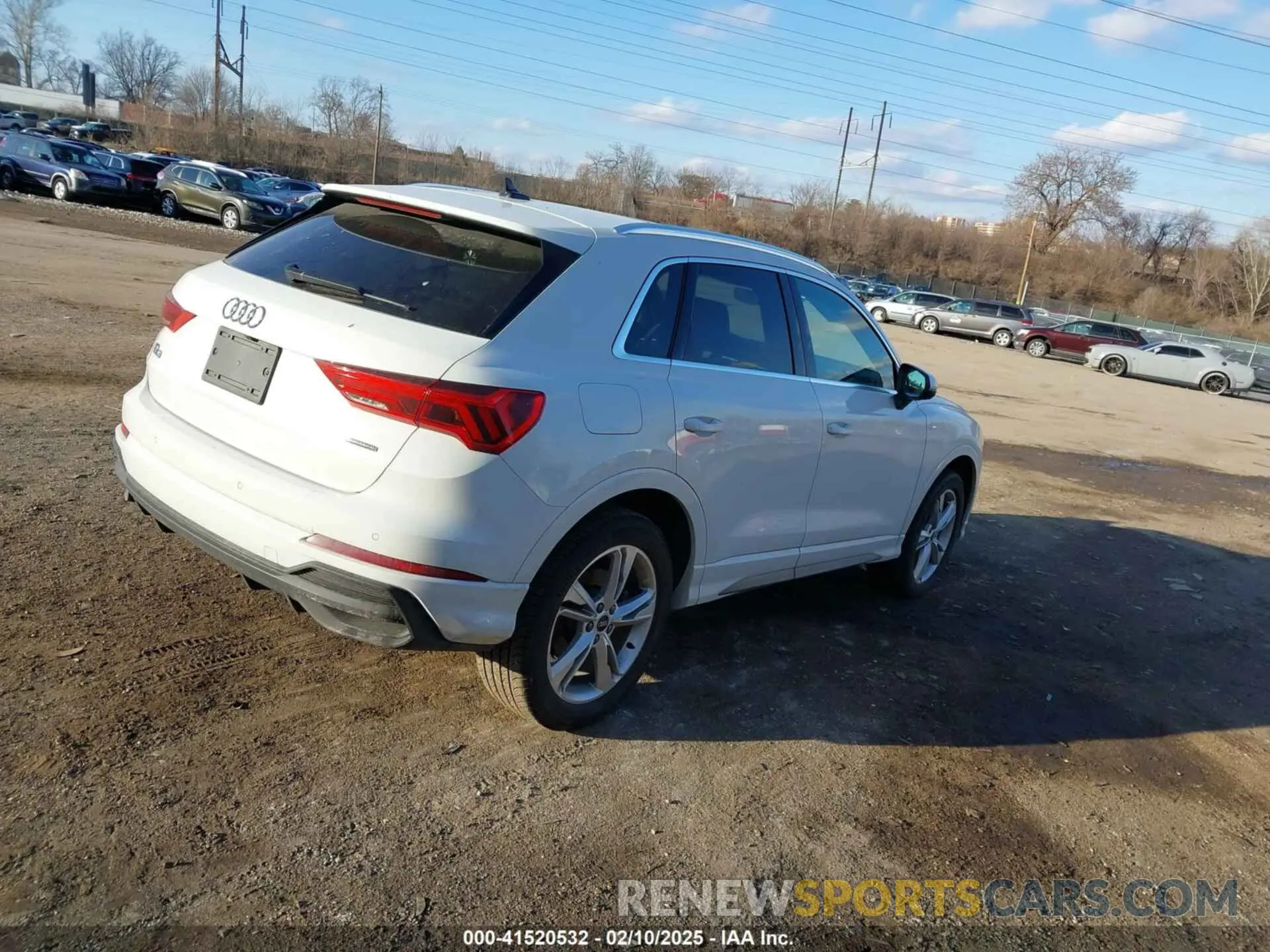 4 Фотография поврежденного автомобиля WA1EECF37P1025146 AUDI Q3 2023