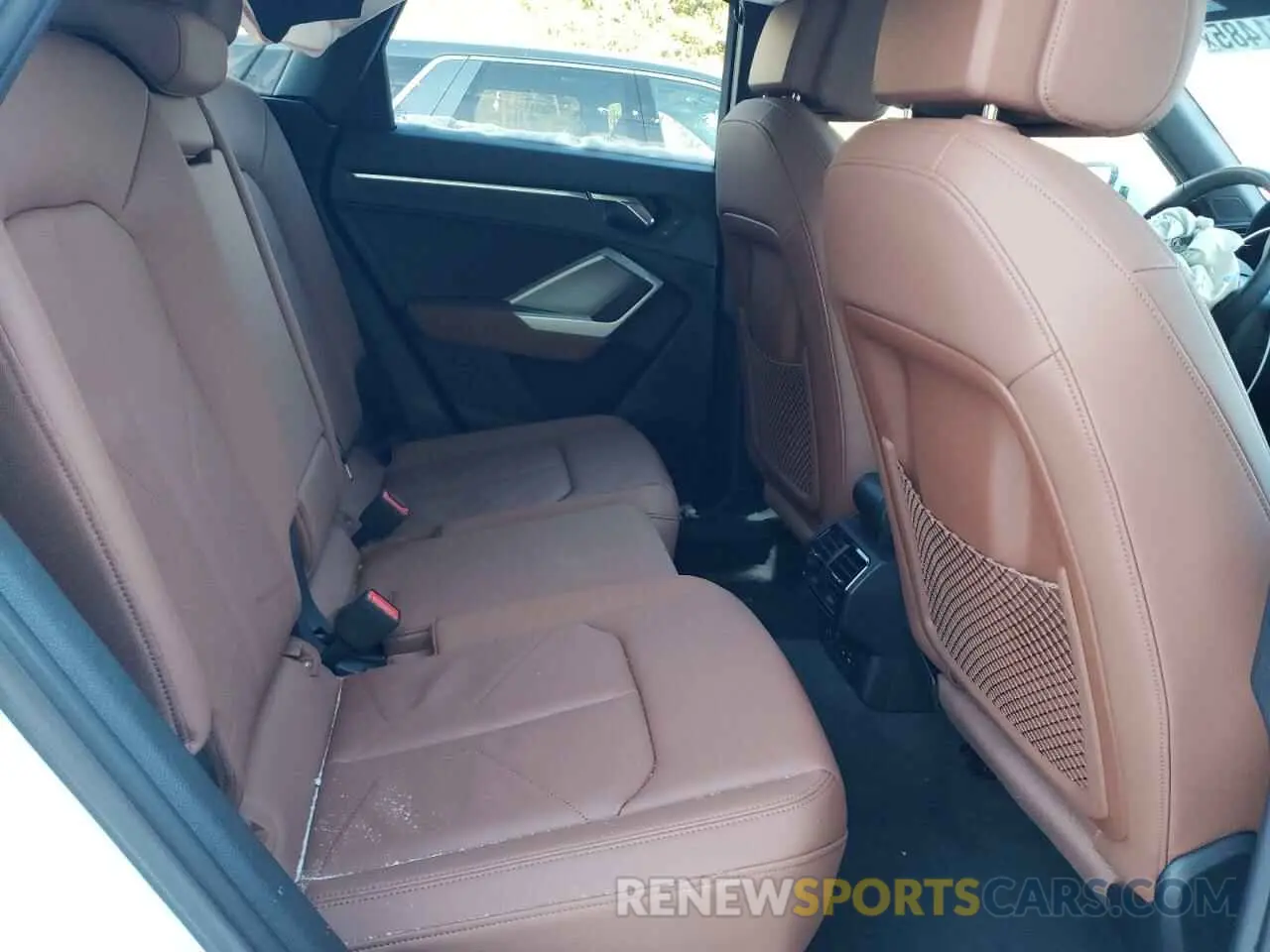 11 Фотография поврежденного автомобиля WA1EECF39P1032342 AUDI Q3 2023