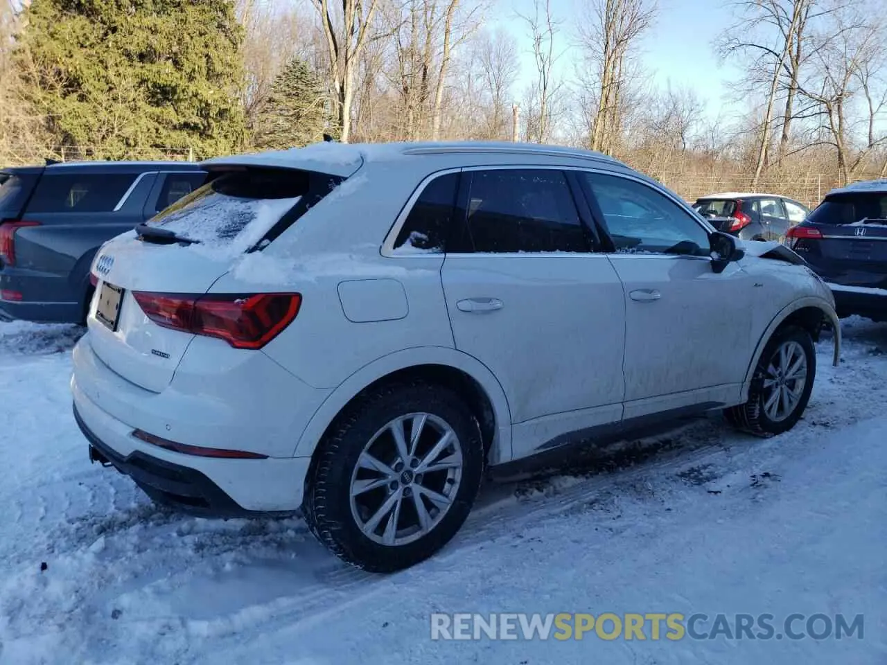 3 Фотография поврежденного автомобиля WA1EECF39P1032342 AUDI Q3 2023