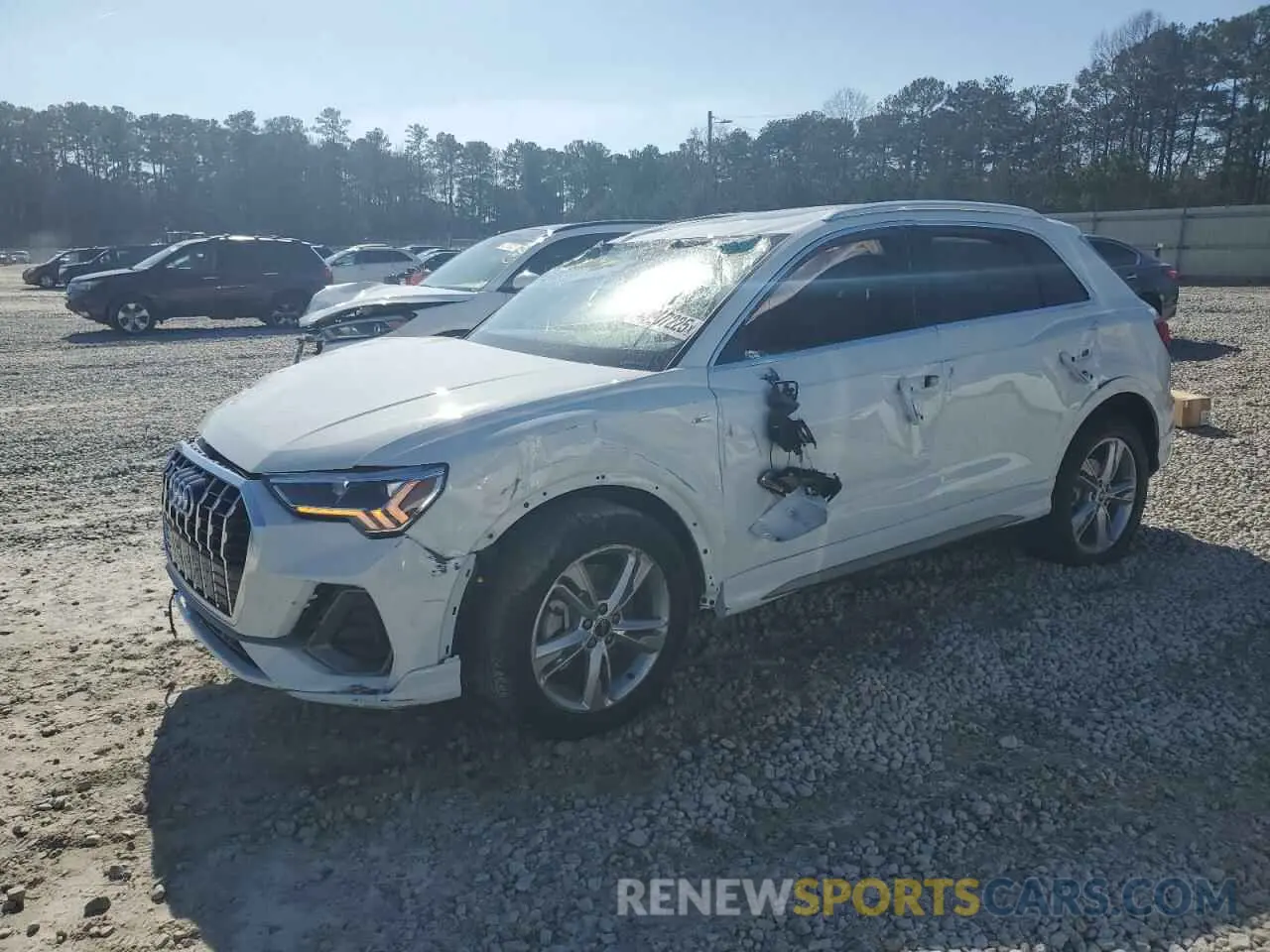 1 Фотография поврежденного автомобиля WA1EECF39P1092122 AUDI Q3 2023