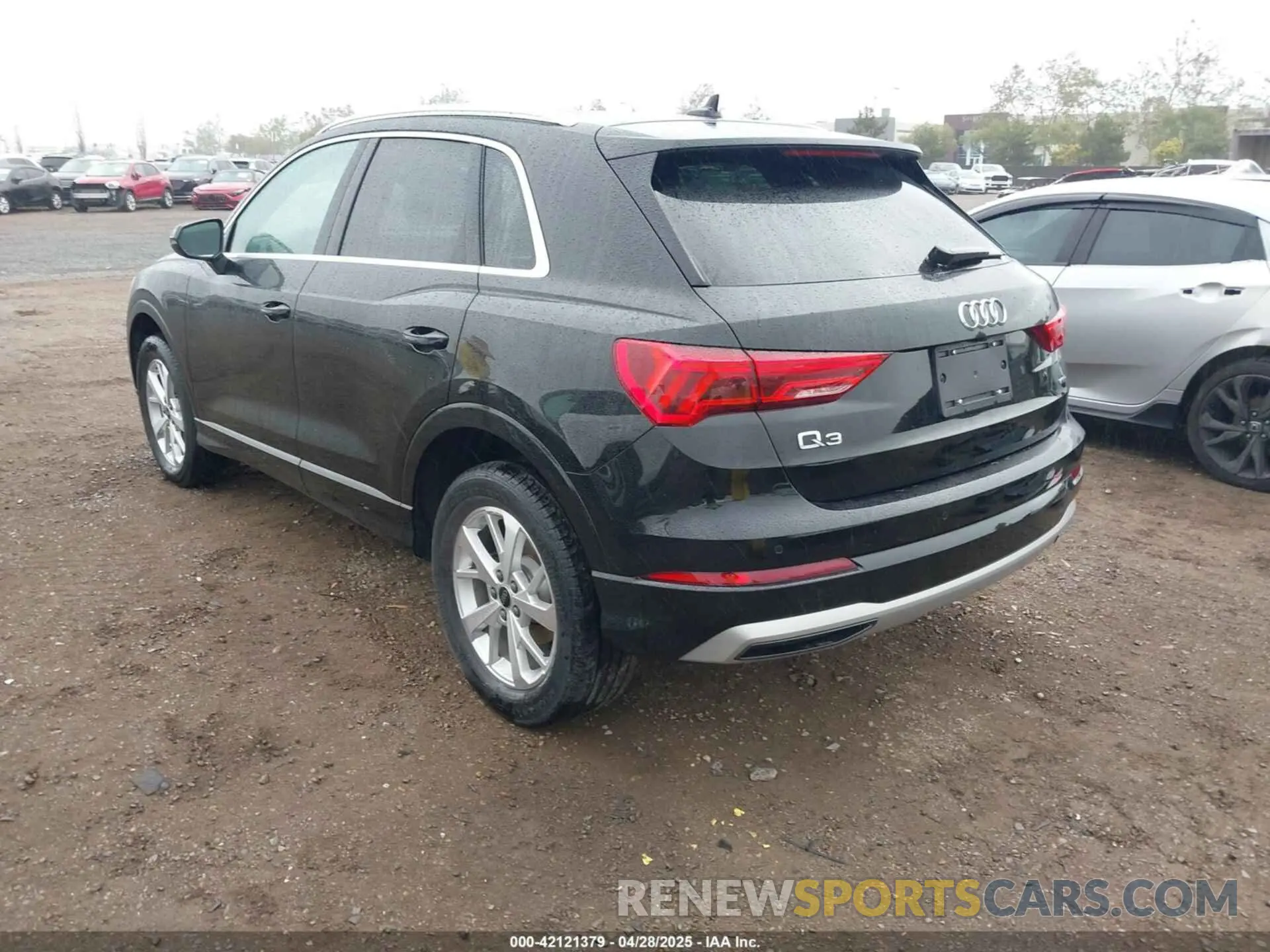 3 Photograph of a damaged car WA1AUCF32R1083539 AUDI Q3 2024