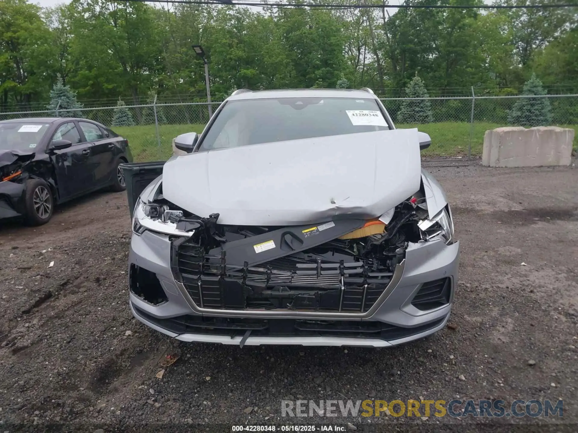 11 Photograph of a damaged car WA1AUCF3XR1076791 AUDI Q3 2024