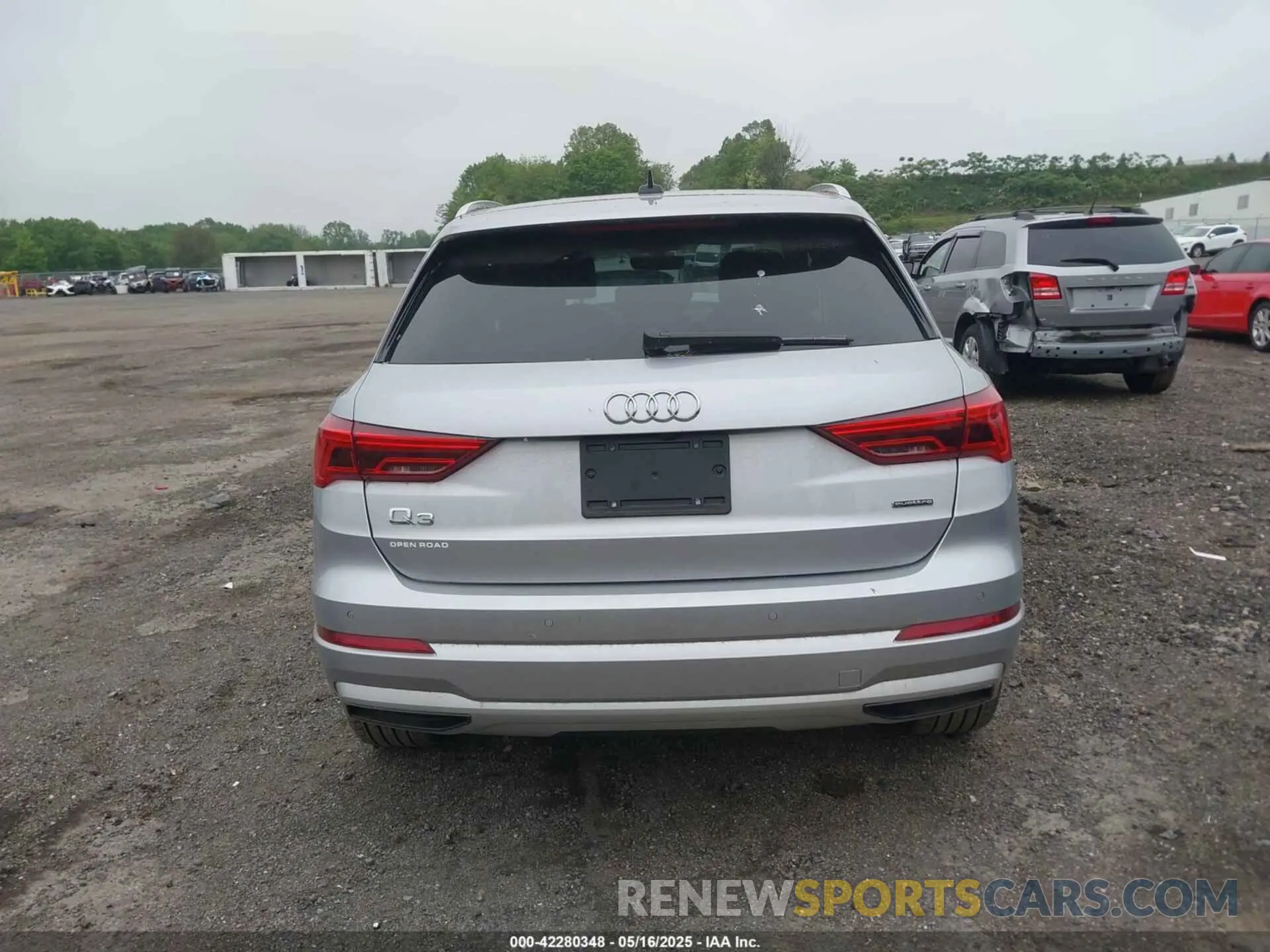 15 Photograph of a damaged car WA1AUCF3XR1076791 AUDI Q3 2024