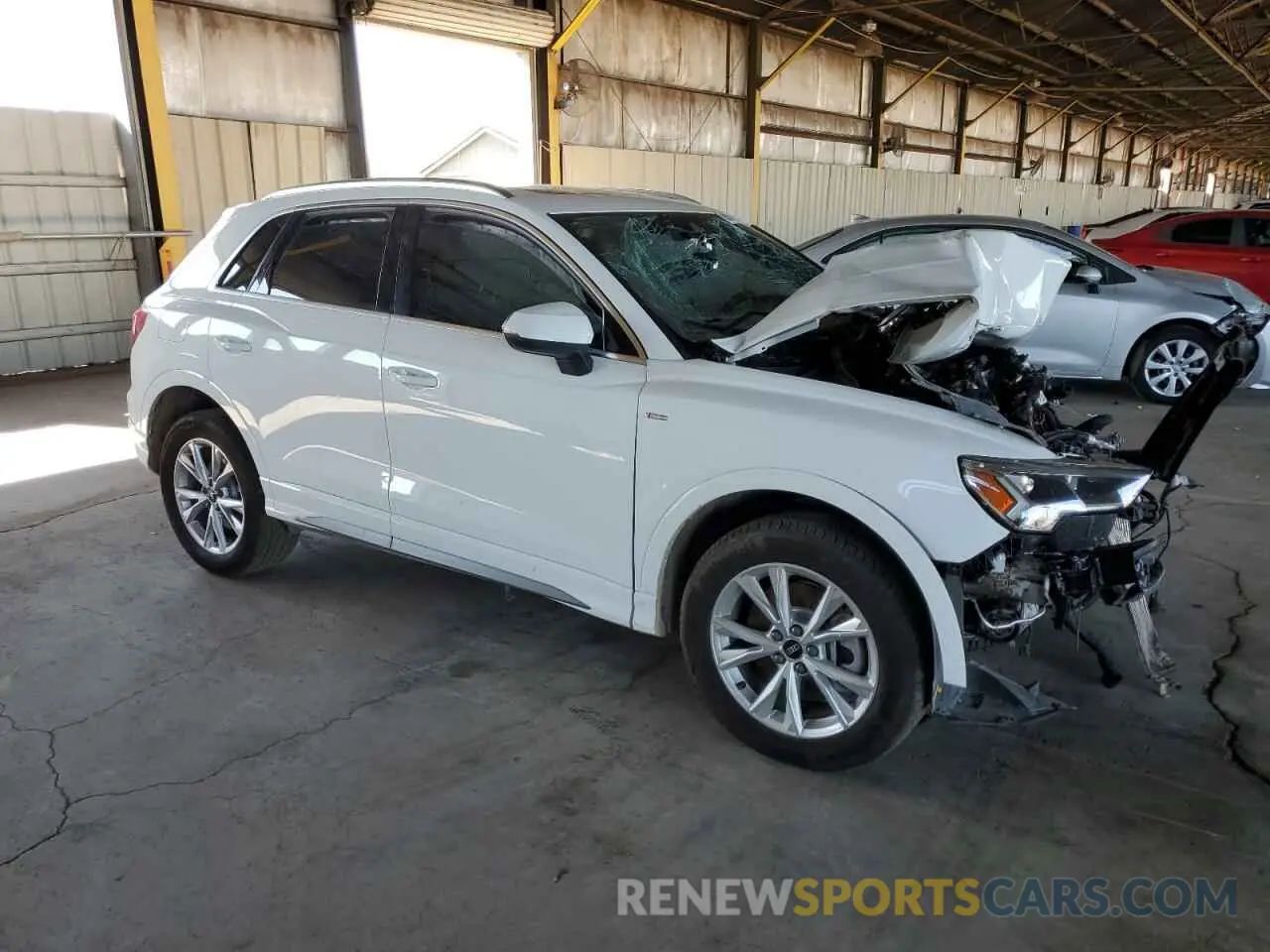 4 Photograph of a damaged car WA1DECF30R1039209 AUDI Q3 2024