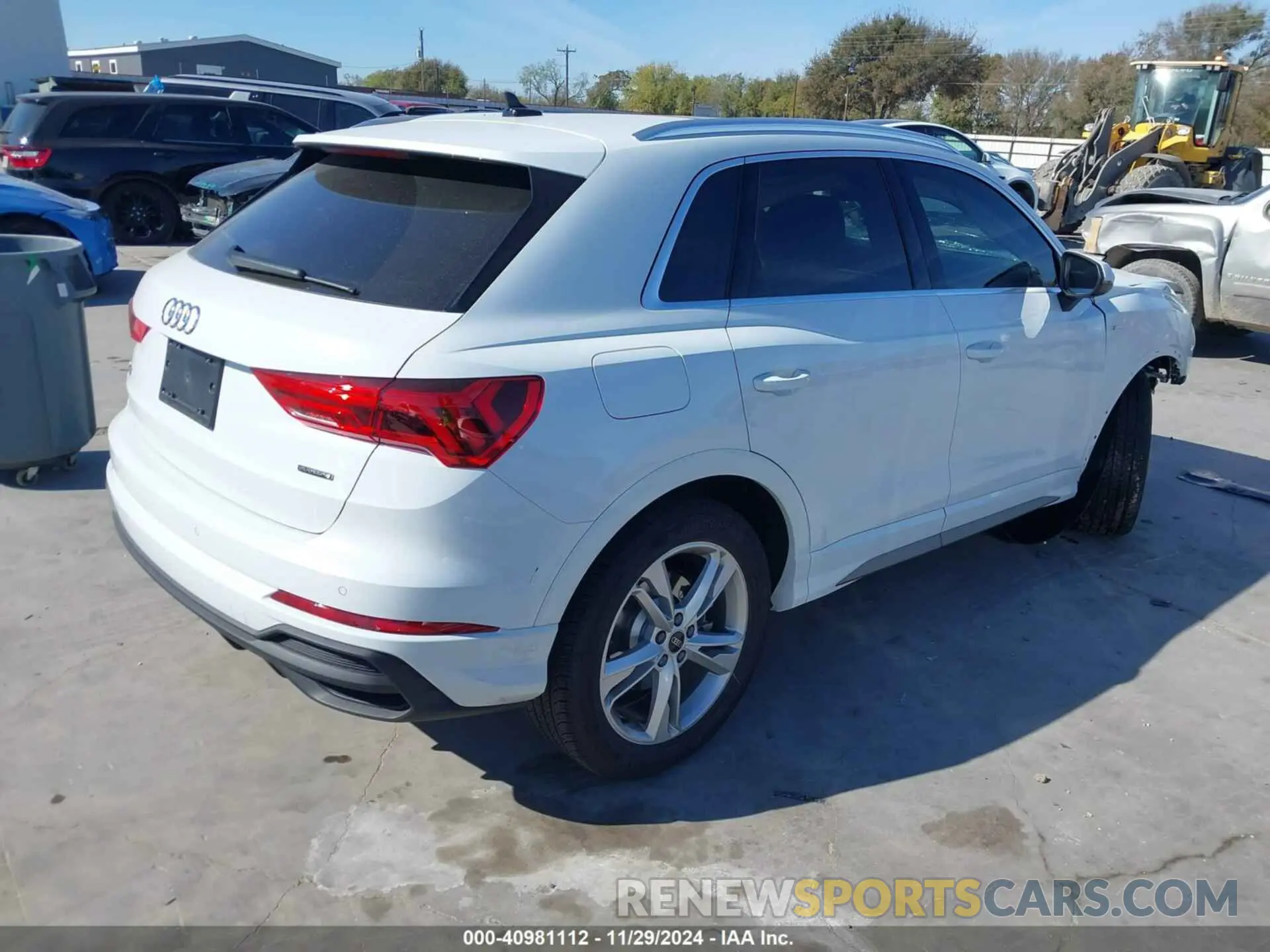 4 Фотография поврежденного автомобиля WA1DECF30R1132926 AUDI Q3 2024