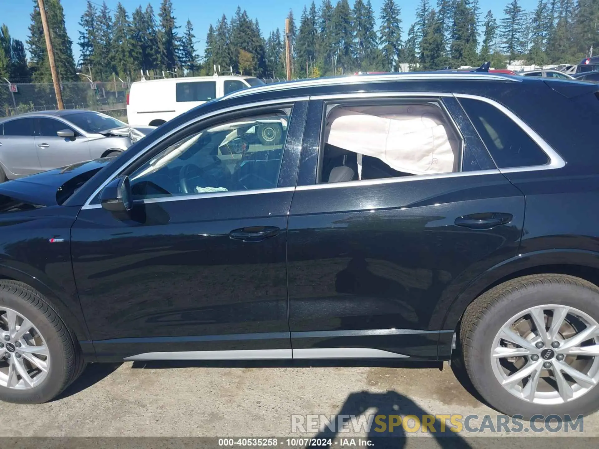 13 Photograph of a damaged car WA1DECF31R1046802 AUDI Q3 2024