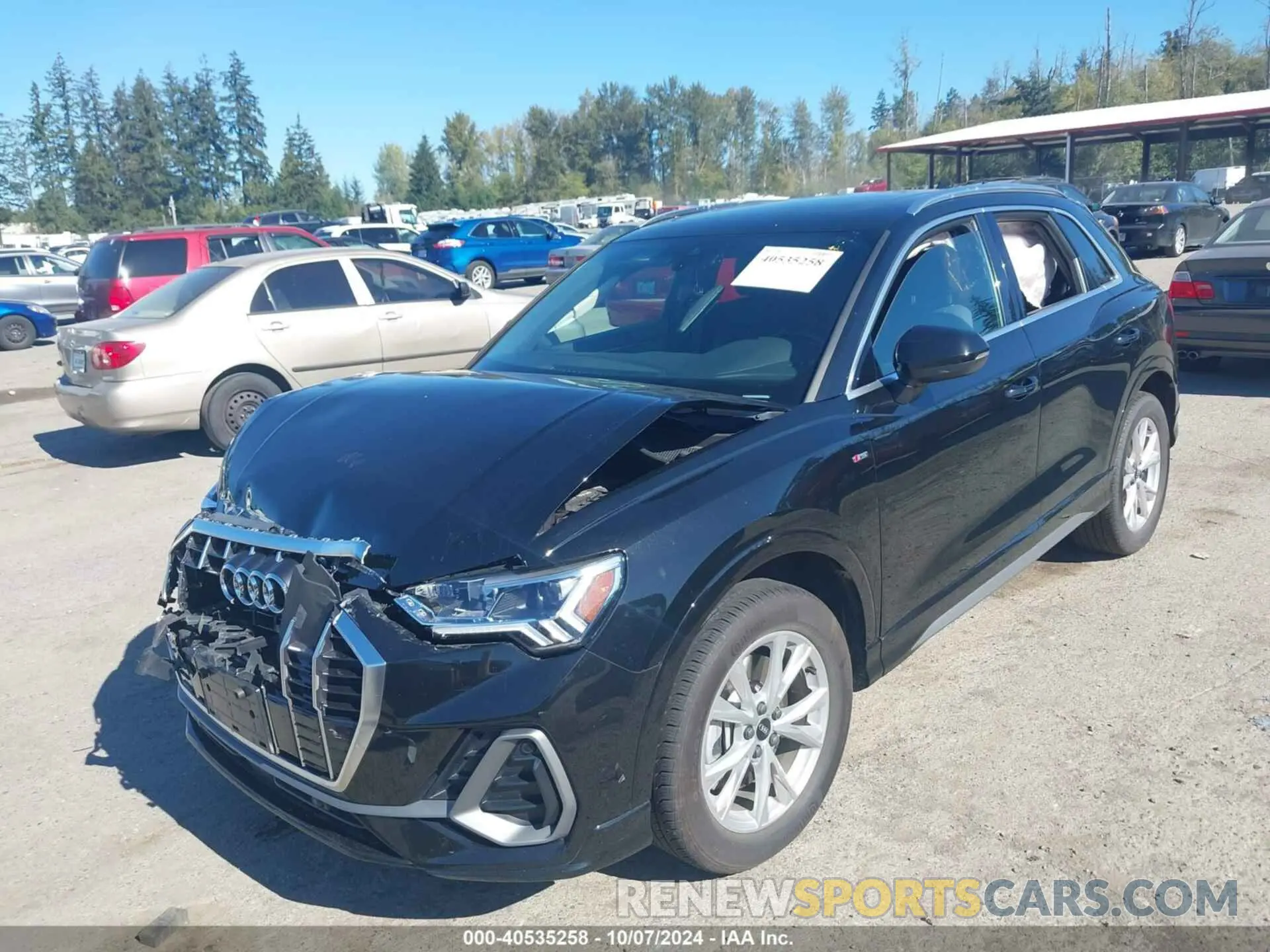 2 Photograph of a damaged car WA1DECF31R1046802 AUDI Q3 2024