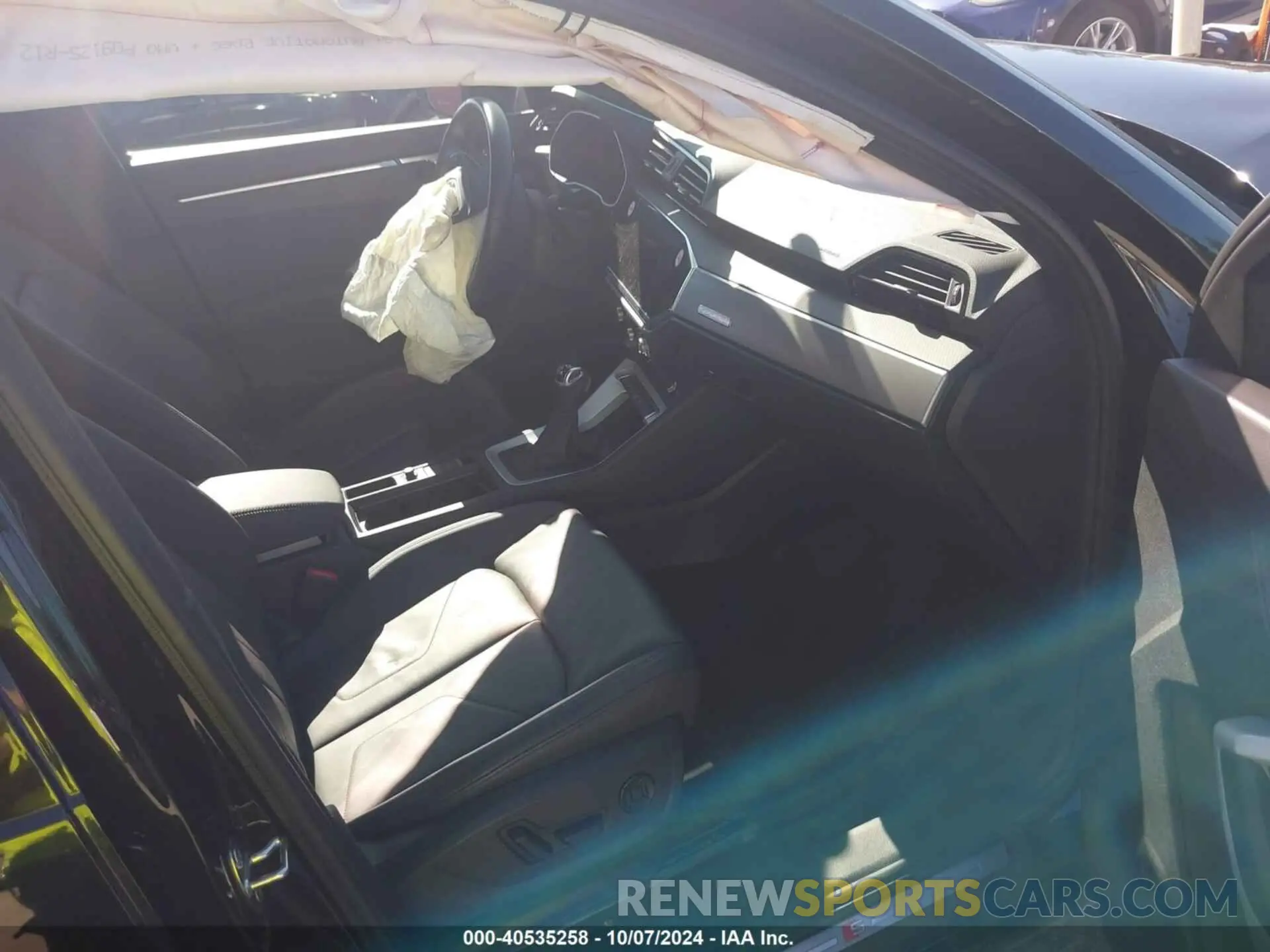 5 Photograph of a damaged car WA1DECF31R1046802 AUDI Q3 2024
