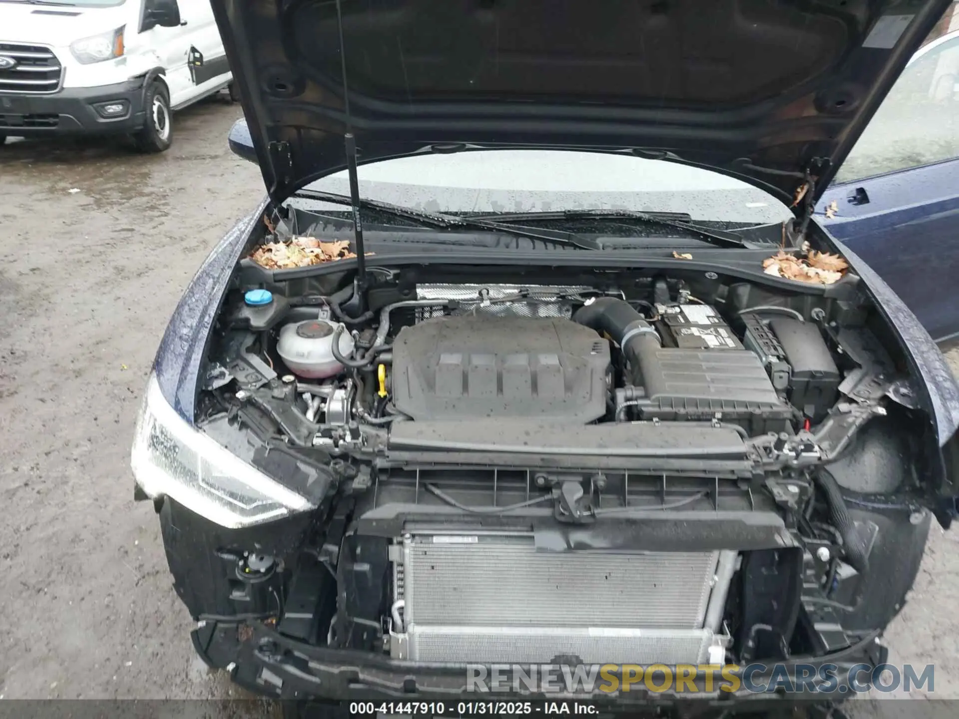 10 Photograph of a damaged car WA1DECF31R1114404 AUDI Q3 2024
