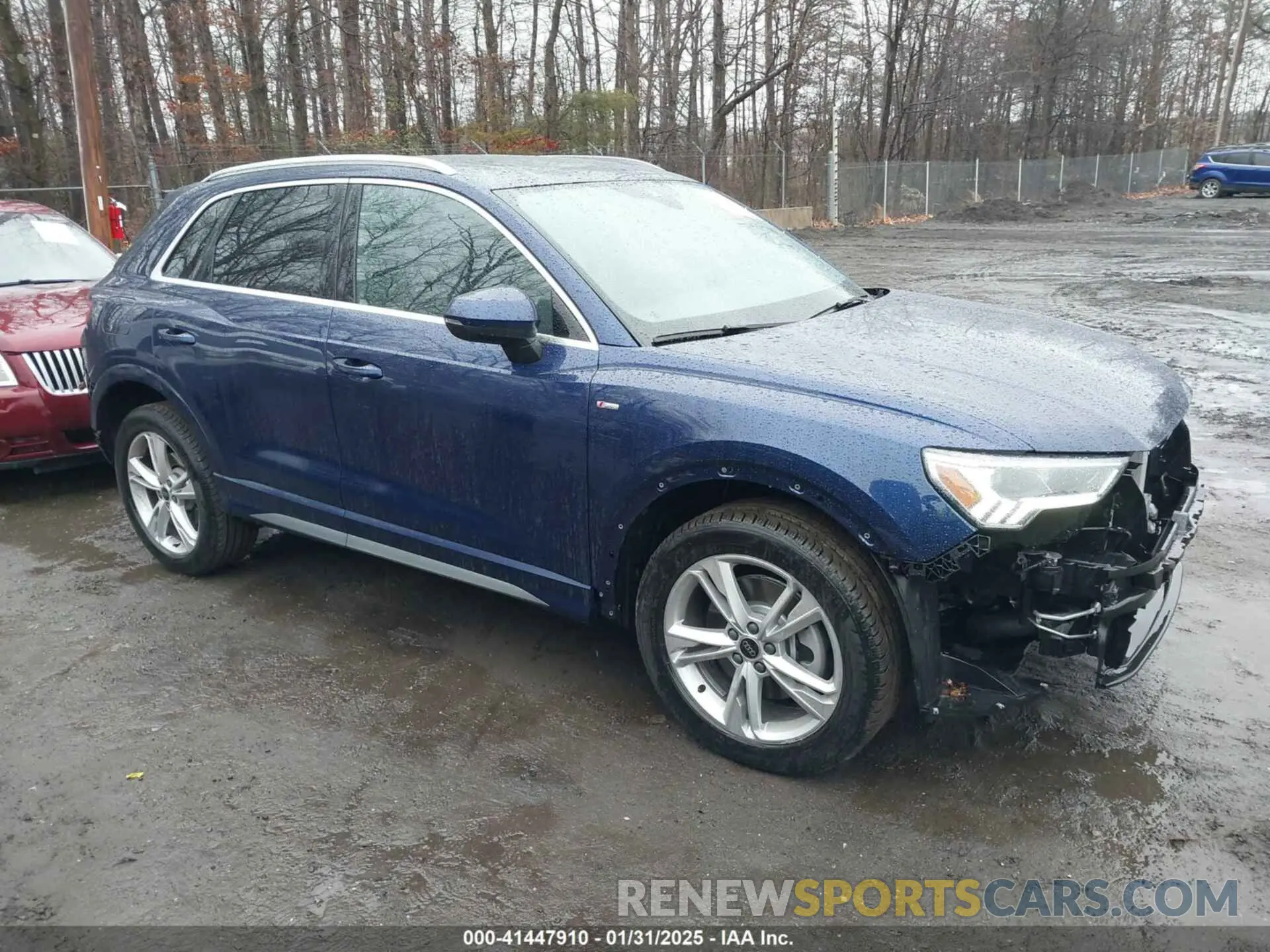 13 Photograph of a damaged car WA1DECF31R1114404 AUDI Q3 2024