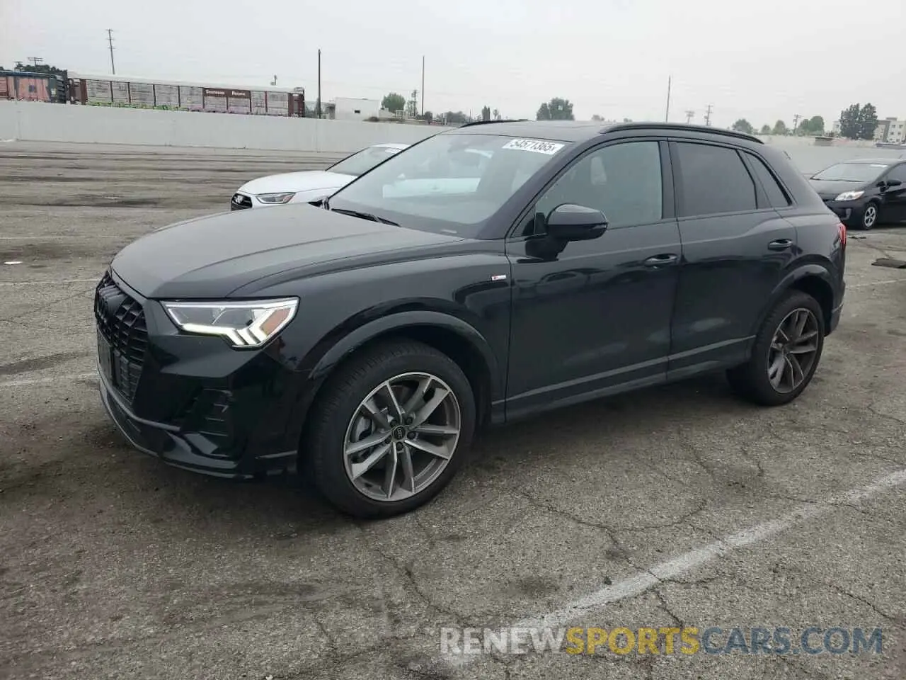 1 Фотография поврежденного автомобиля WA1DECF32R1129879 AUDI Q3 2024