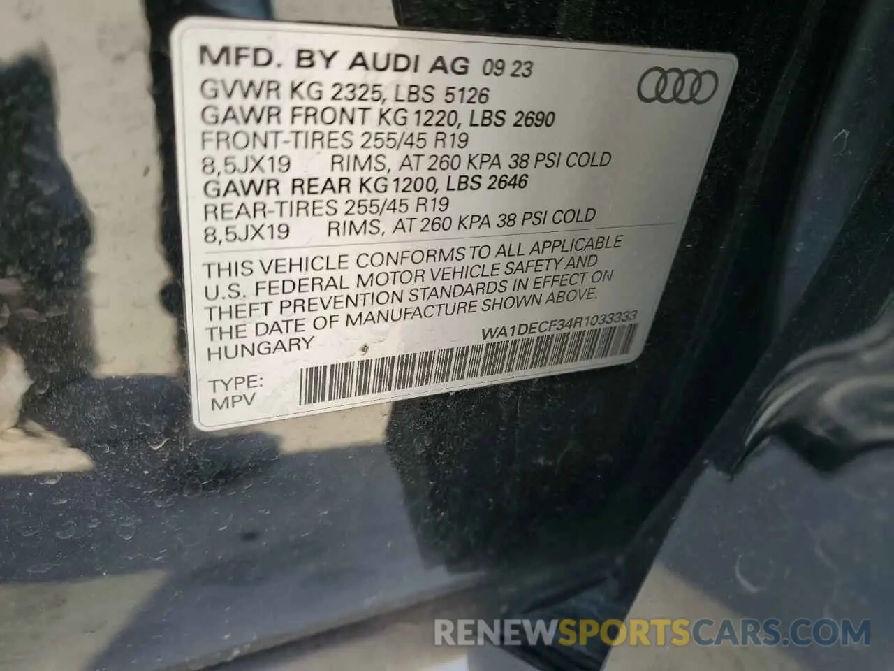 15 Photograph of a damaged car WA1DECF34R1033333 AUDI Q3 2024