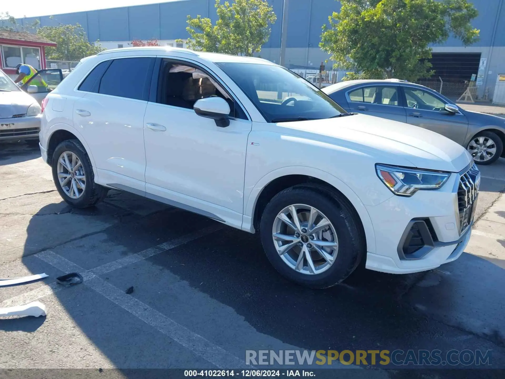 1 Фотография поврежденного автомобиля WA1DECF34R1169607 AUDI Q3 2024