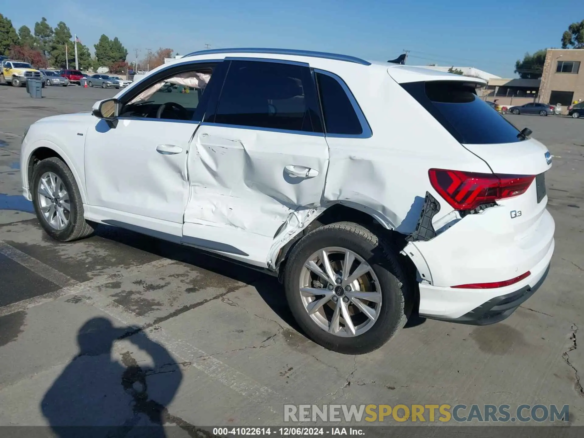 3 Фотография поврежденного автомобиля WA1DECF34R1169607 AUDI Q3 2024