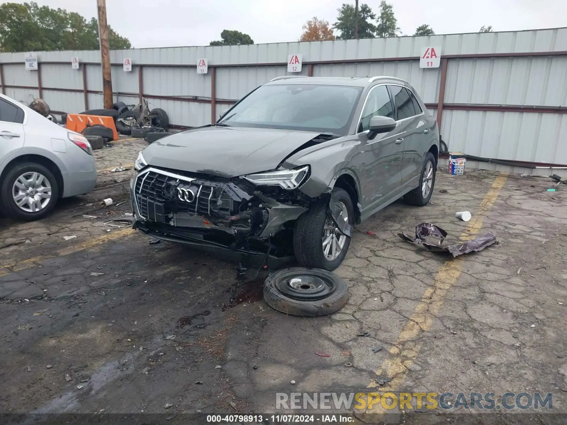 2 Photograph of a damaged car WA1DECF35R1072237 AUDI Q3 2024