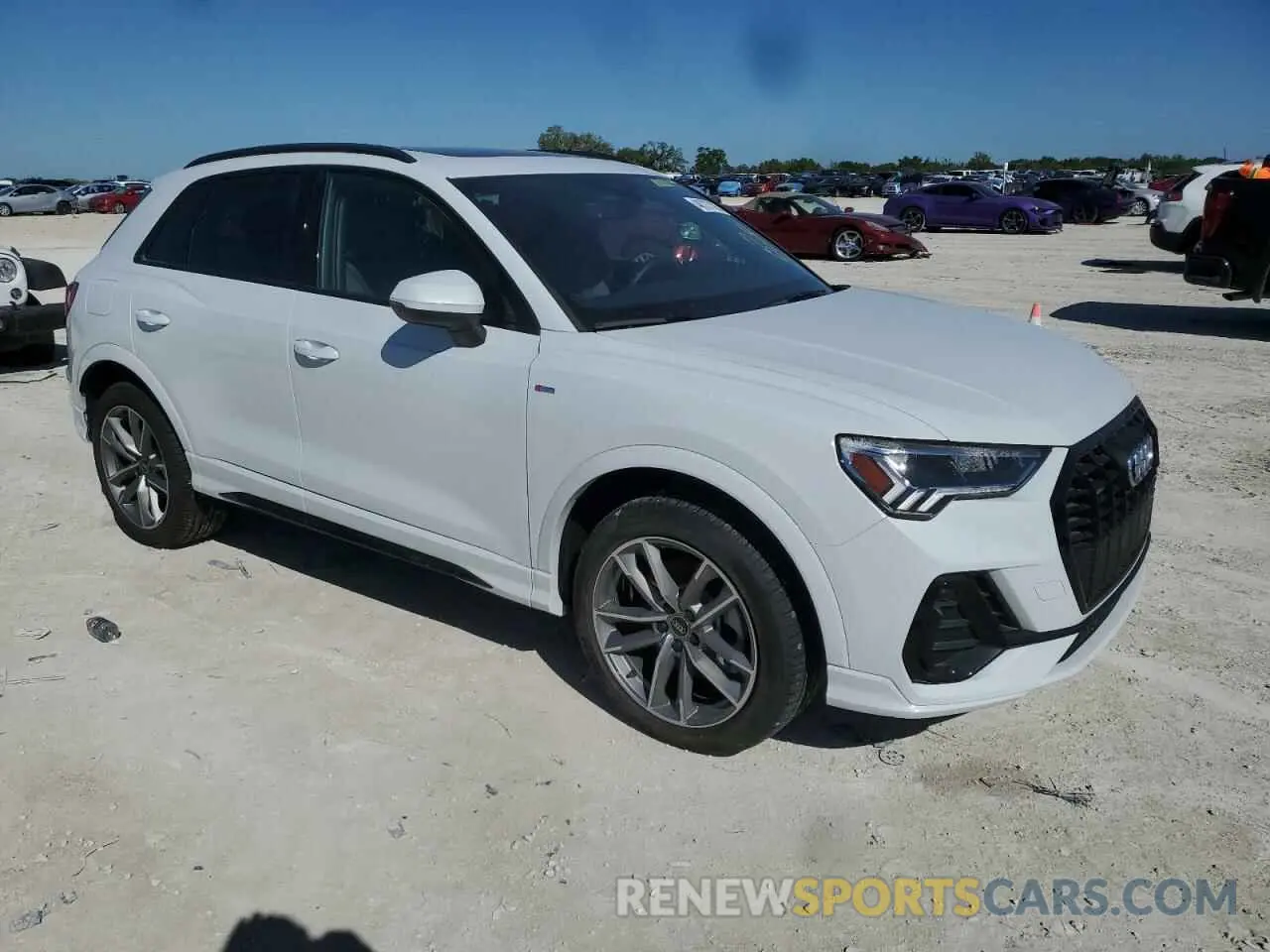 4 Фотография поврежденного автомобиля WA1DECF35R1122022 AUDI Q3 2024