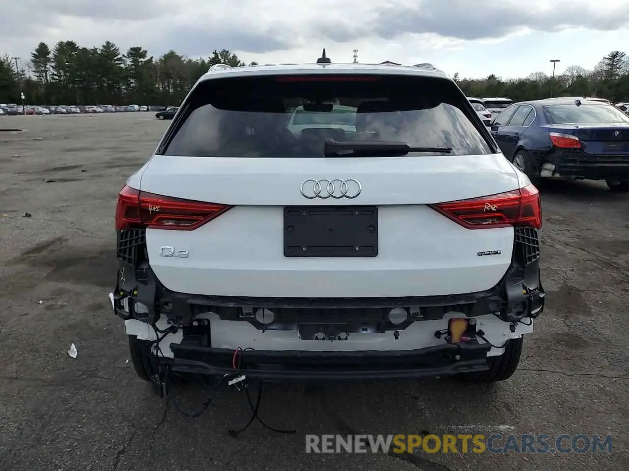 6 Photograph of a damaged car WA1DECF36R1027887 AUDI Q3 2024