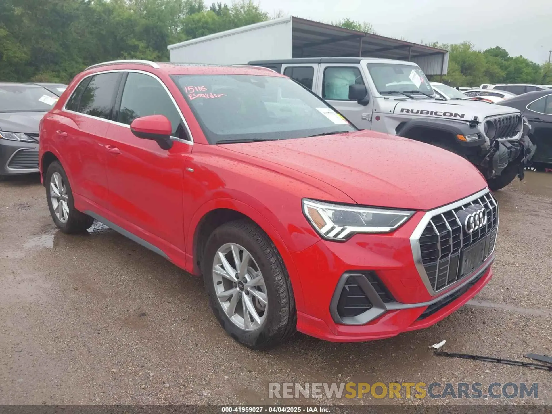 1 Photograph of a damaged car WA1DECF36R1126631 AUDI Q3 2024