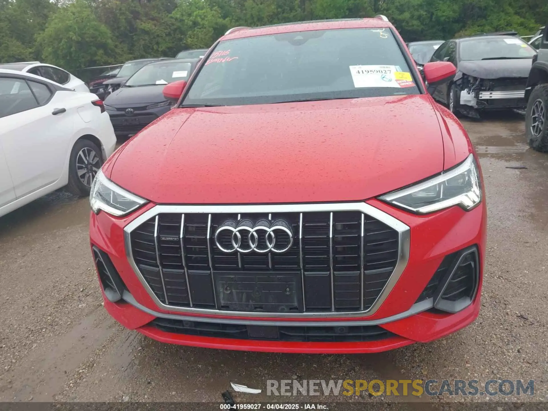 12 Photograph of a damaged car WA1DECF36R1126631 AUDI Q3 2024