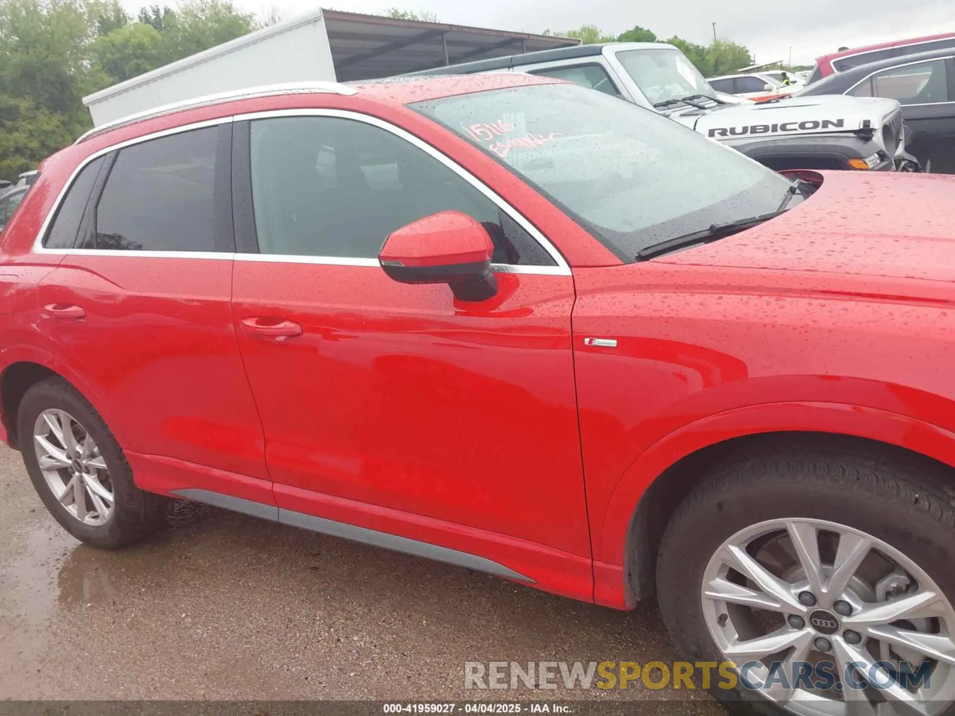 13 Photograph of a damaged car WA1DECF36R1126631 AUDI Q3 2024