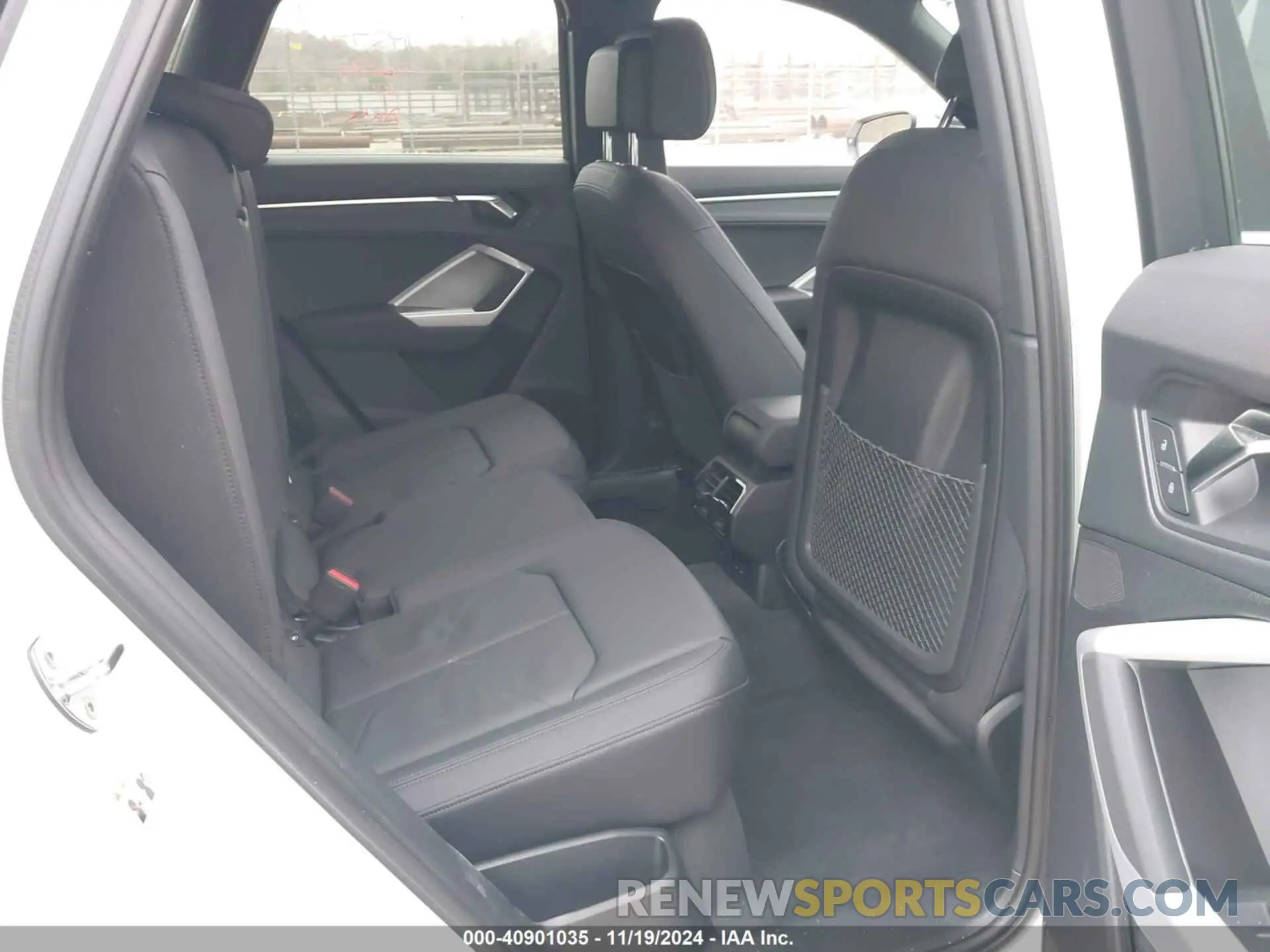 8 Photograph of a damaged car WA1DECF36R1185601 AUDI Q3 2024