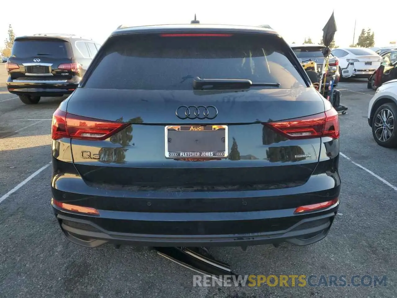 6 Фотография поврежденного автомобиля WA1DECF37R1082171 AUDI Q3 2024