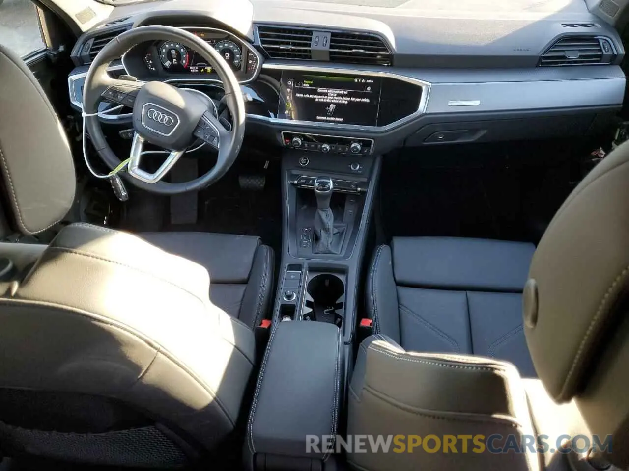 8 Фотография поврежденного автомобиля WA1DECF37R1082171 AUDI Q3 2024