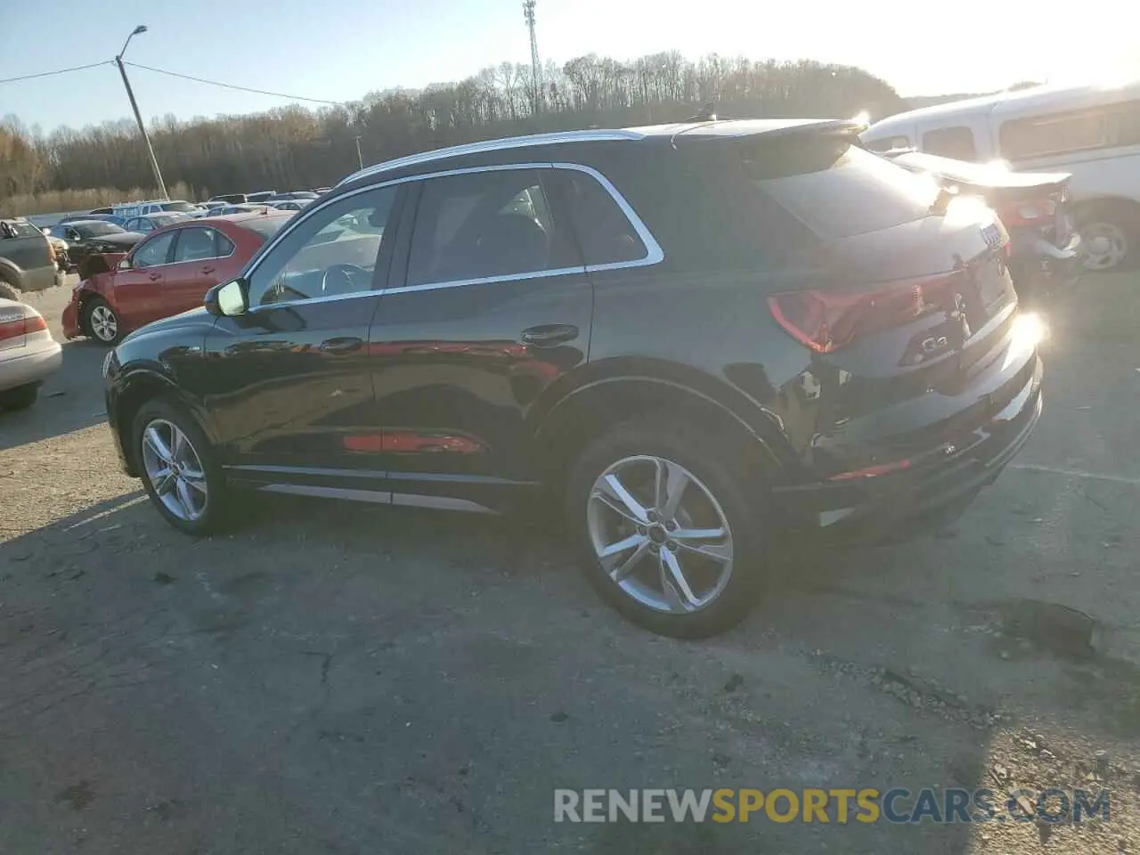 2 Фотография поврежденного автомобиля WA1DECF38R1122726 AUDI Q3 2024