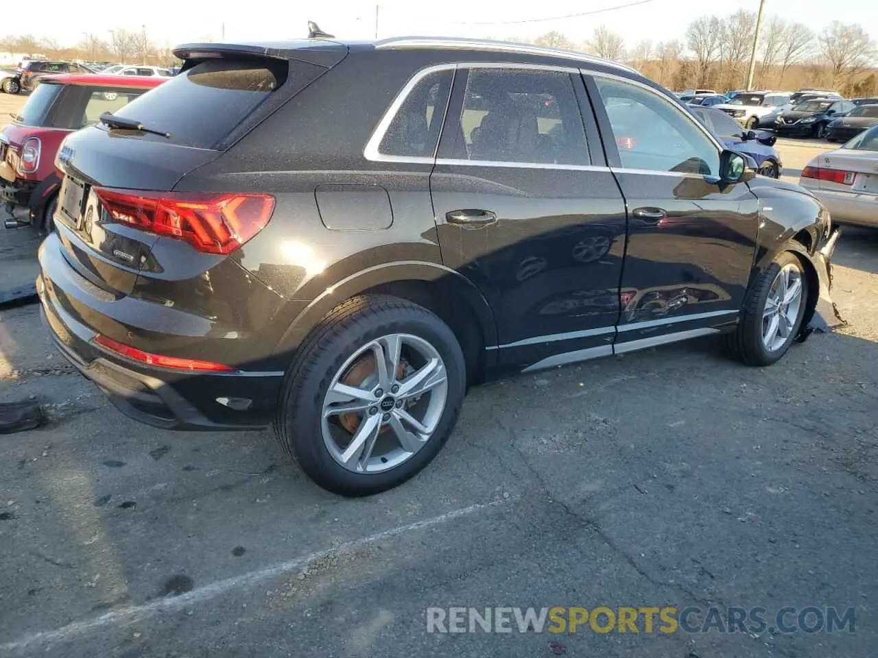 3 Фотография поврежденного автомобиля WA1DECF38R1122726 AUDI Q3 2024
