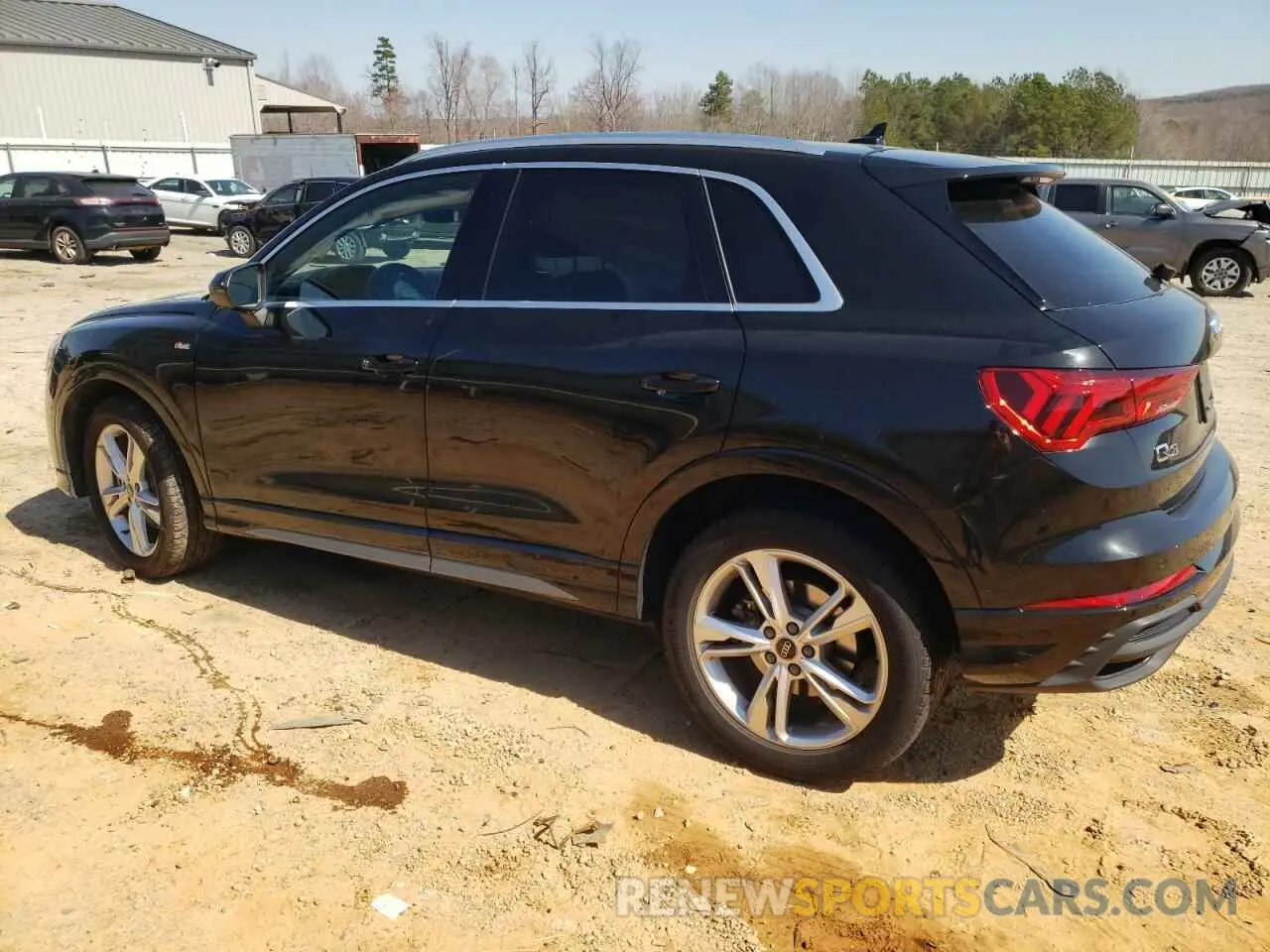 2 Photograph of a damaged car WA1DECF39R1095374 AUDI Q3 2024