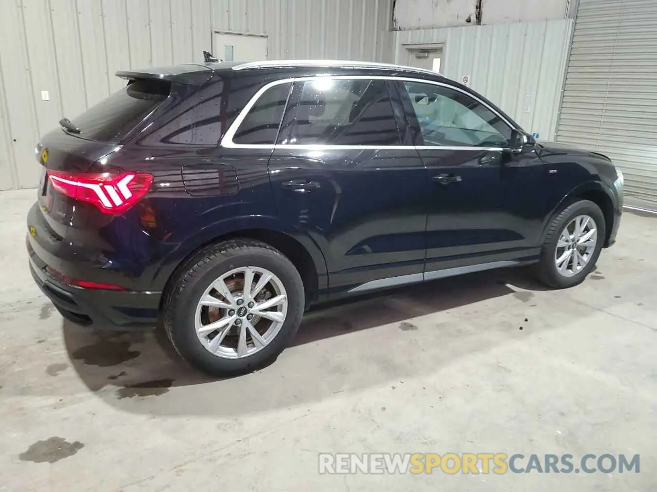 3 Photograph of a damaged car WA1DECF3XR1043056 AUDI Q3 2024